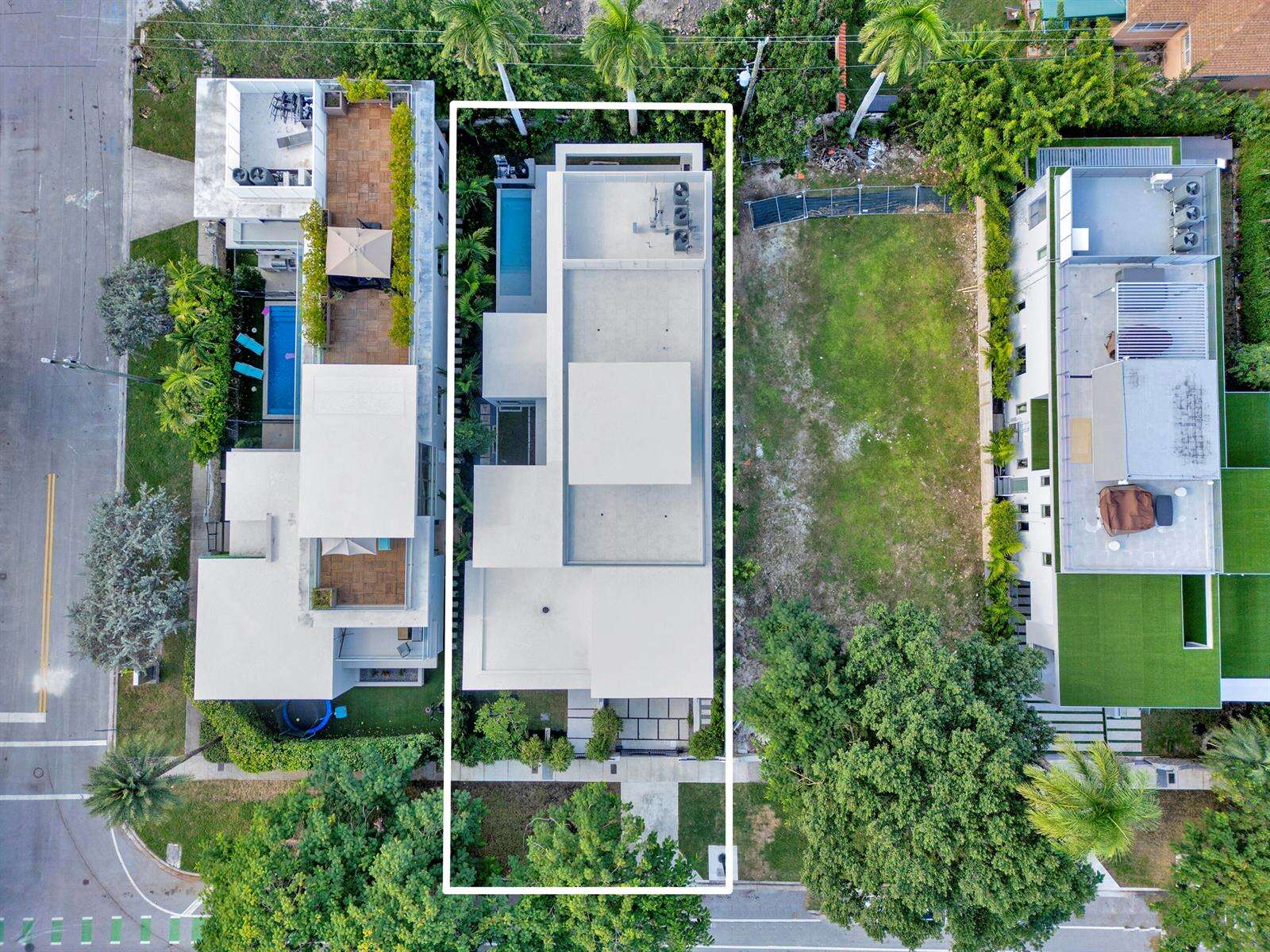 2130 Miami, Miami, FL 33129 - For Sale photo 52