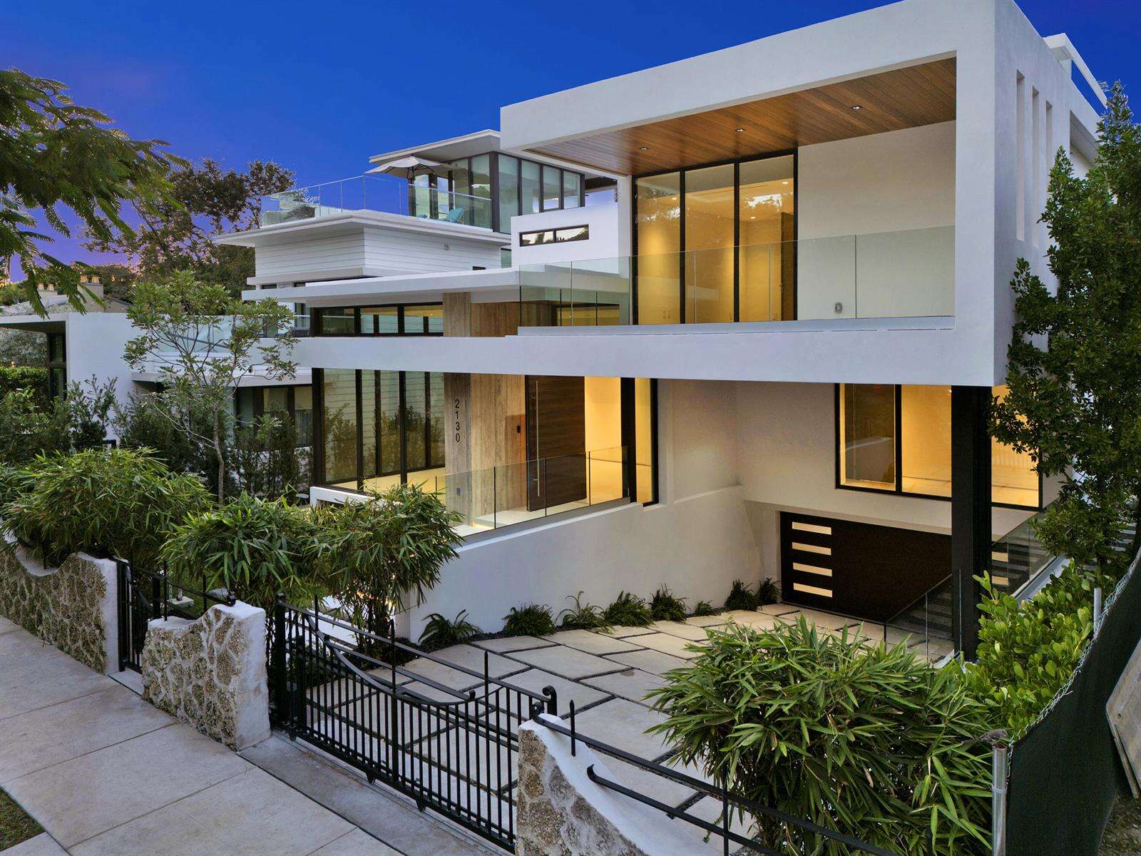 2130 Miami, Miami, FL 33129 - For Sale photo 59