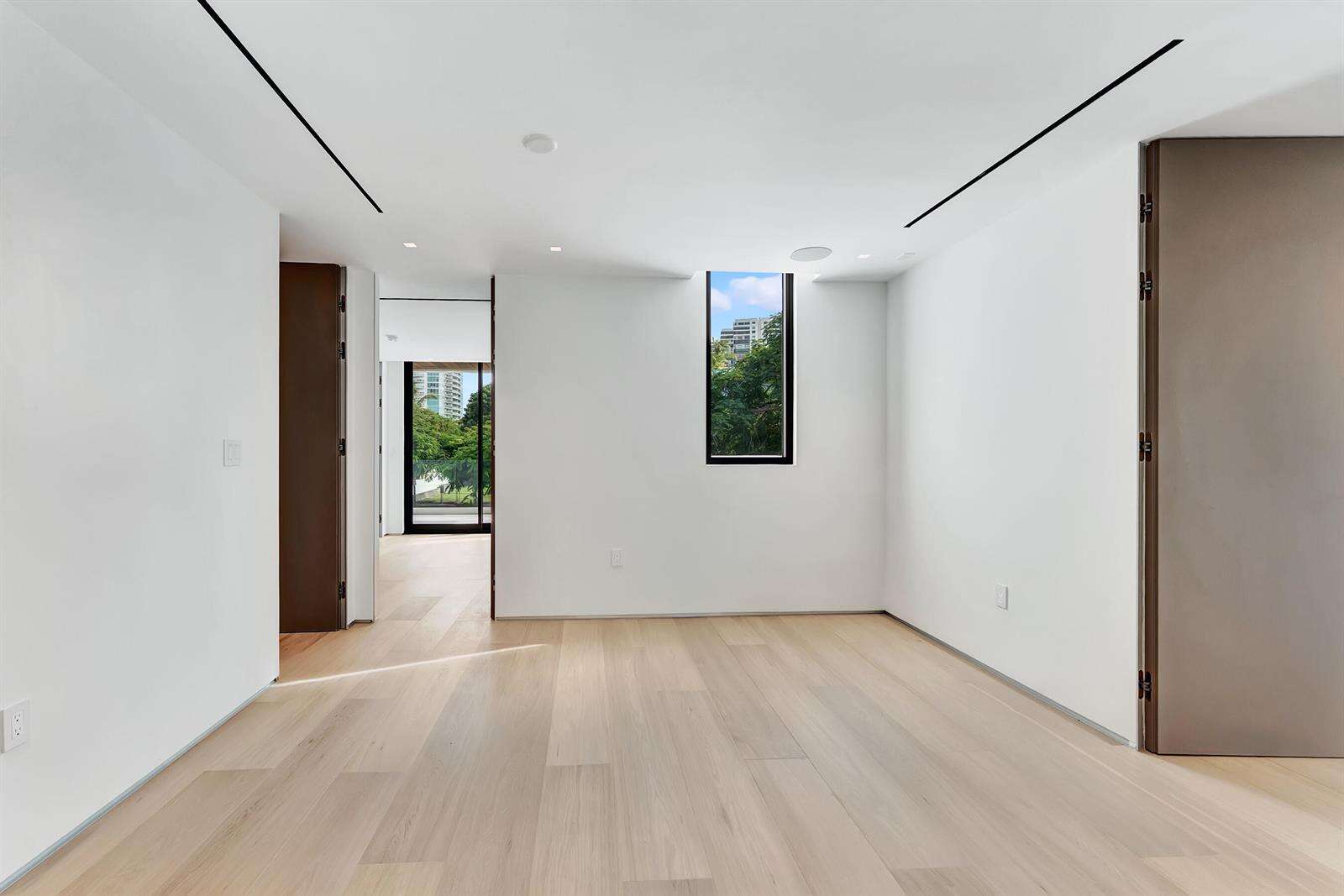 2130 Miami, Miami, FL 33129 - For Sale photo 75