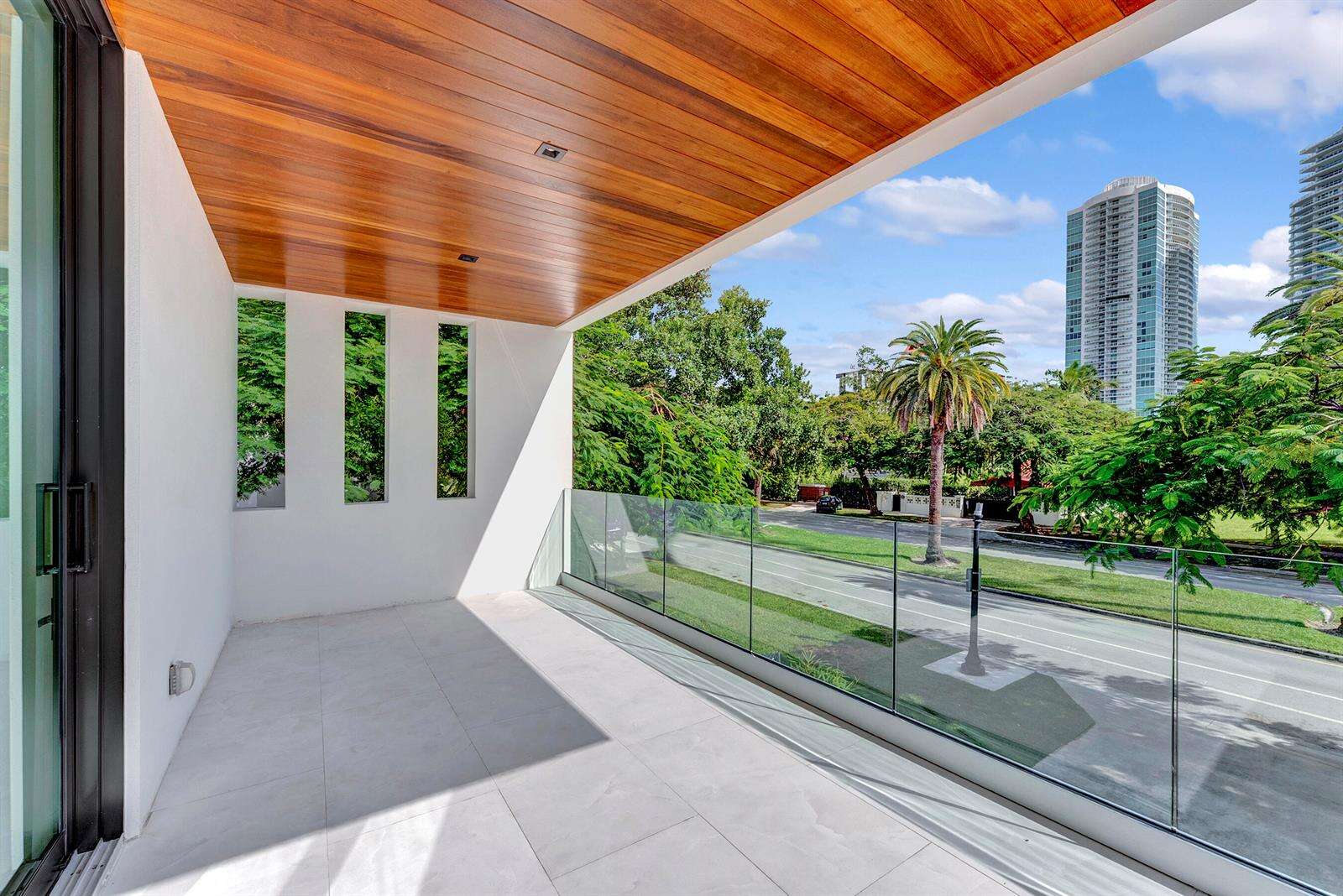 2130 Miami, Miami, FL 33129 - For Sale photo 78