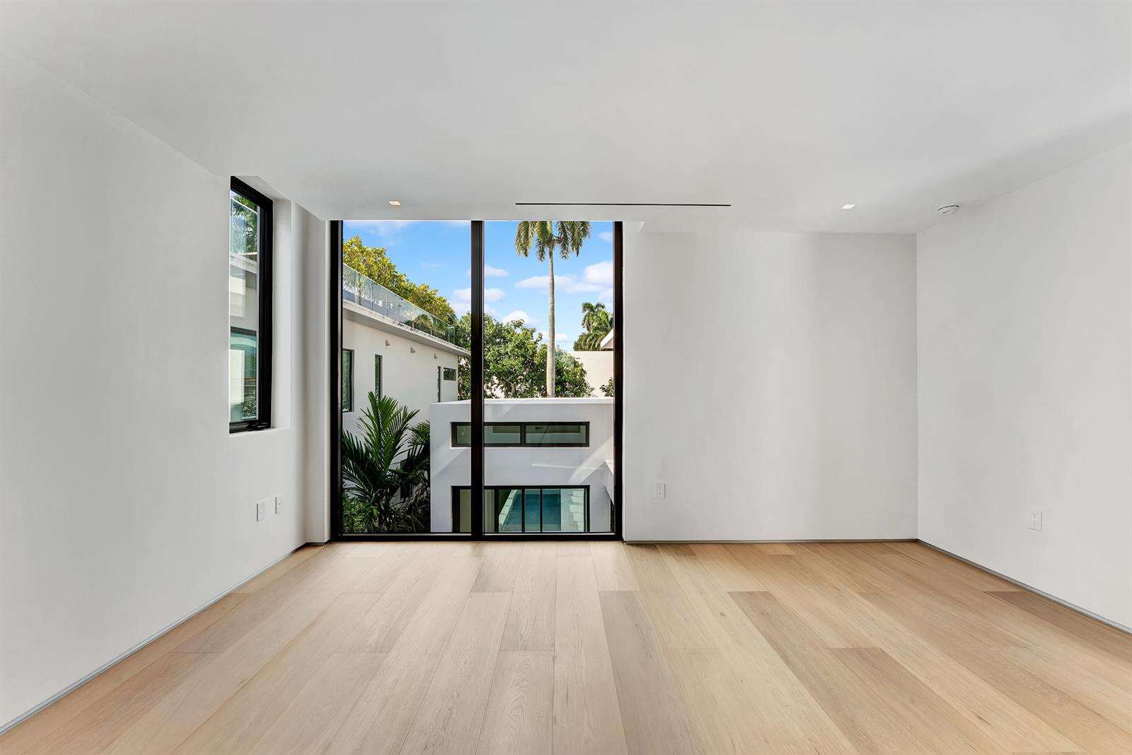 2130 Miami, Miami, FL 33129 - For Sale photo 83