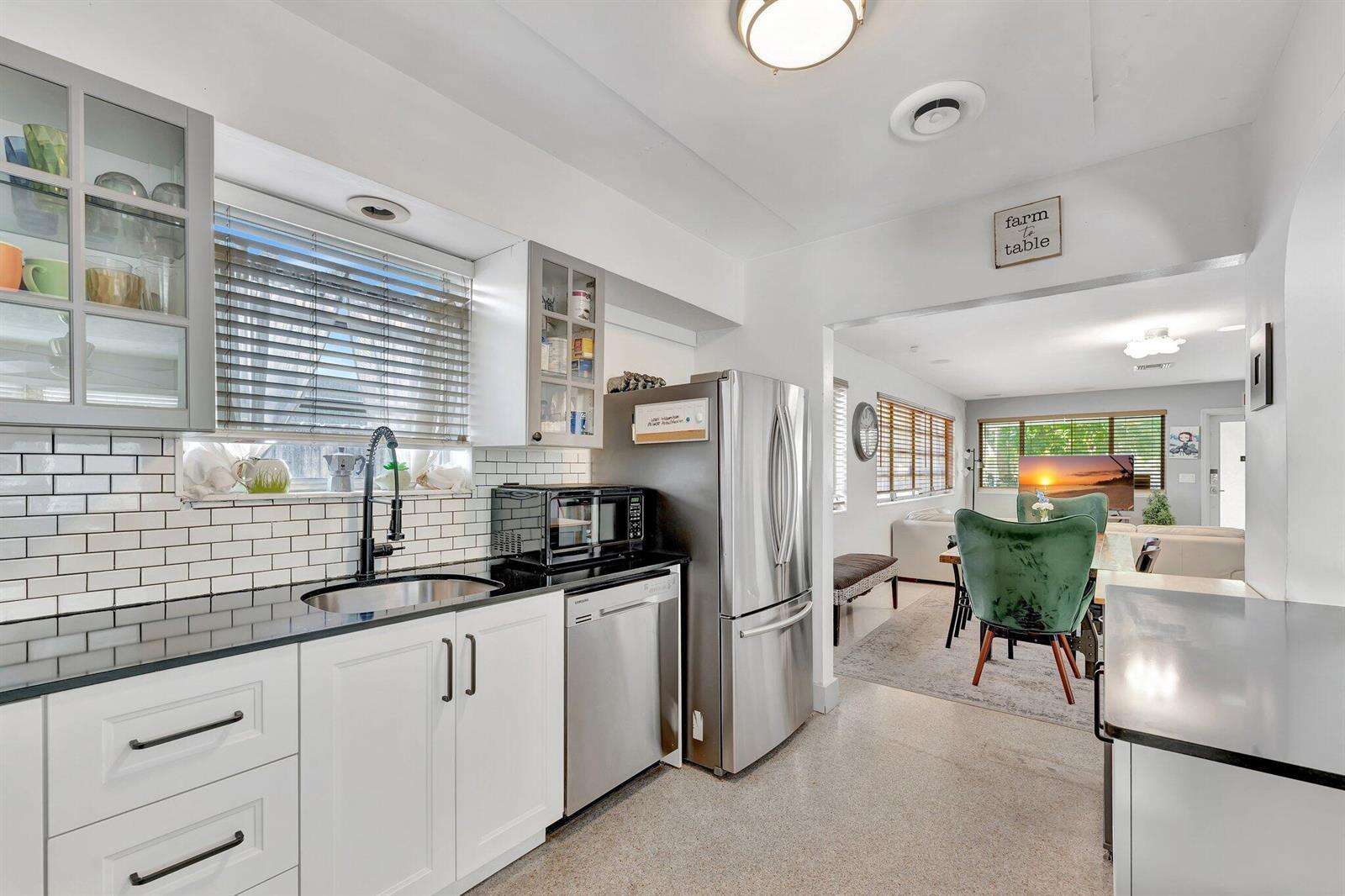 1246 Johnson, Hollywood, FL 33019 - For Sale photo 13