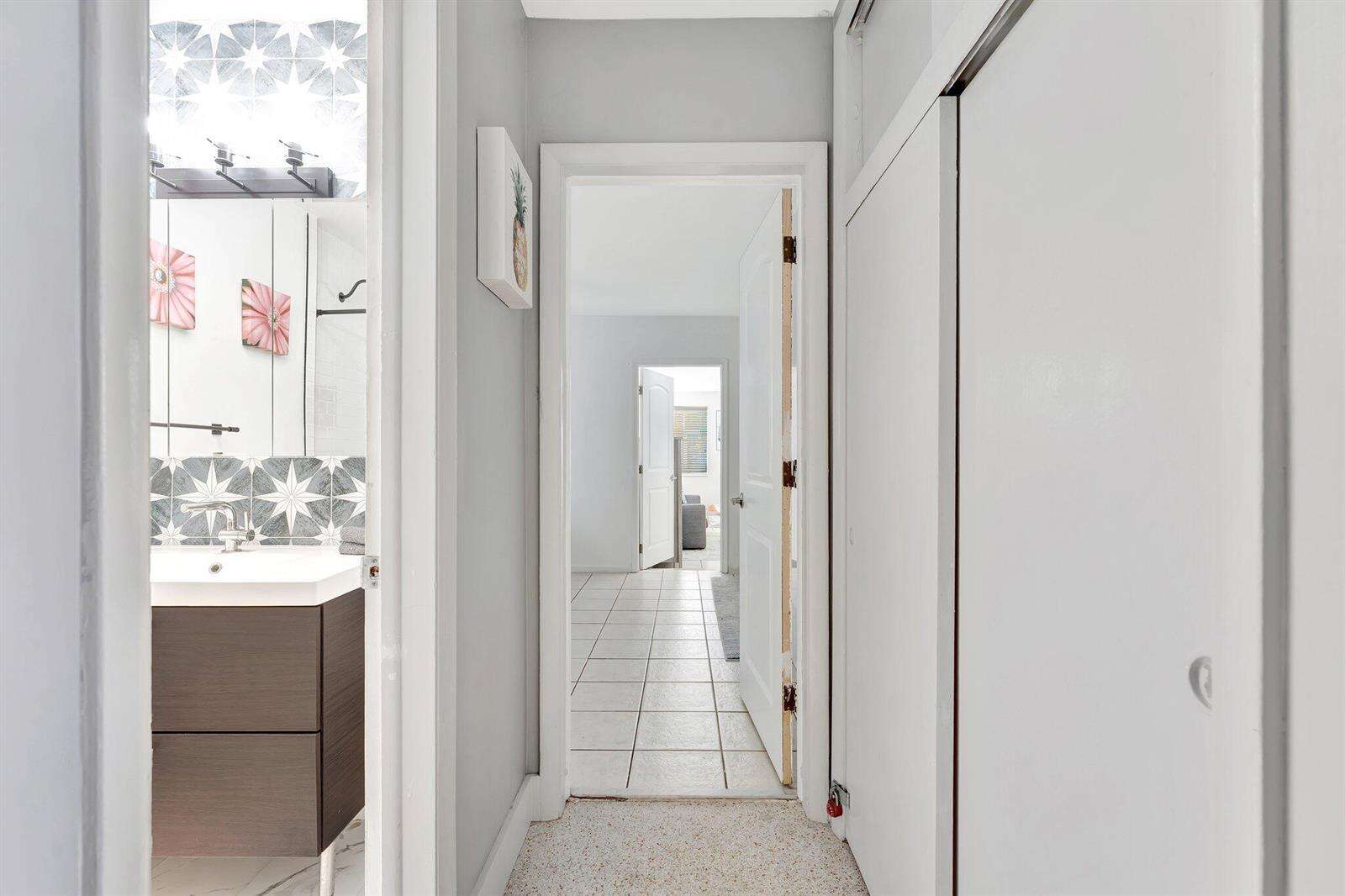 1246 Johnson, Hollywood, FL 33019 - For Sale photo 23