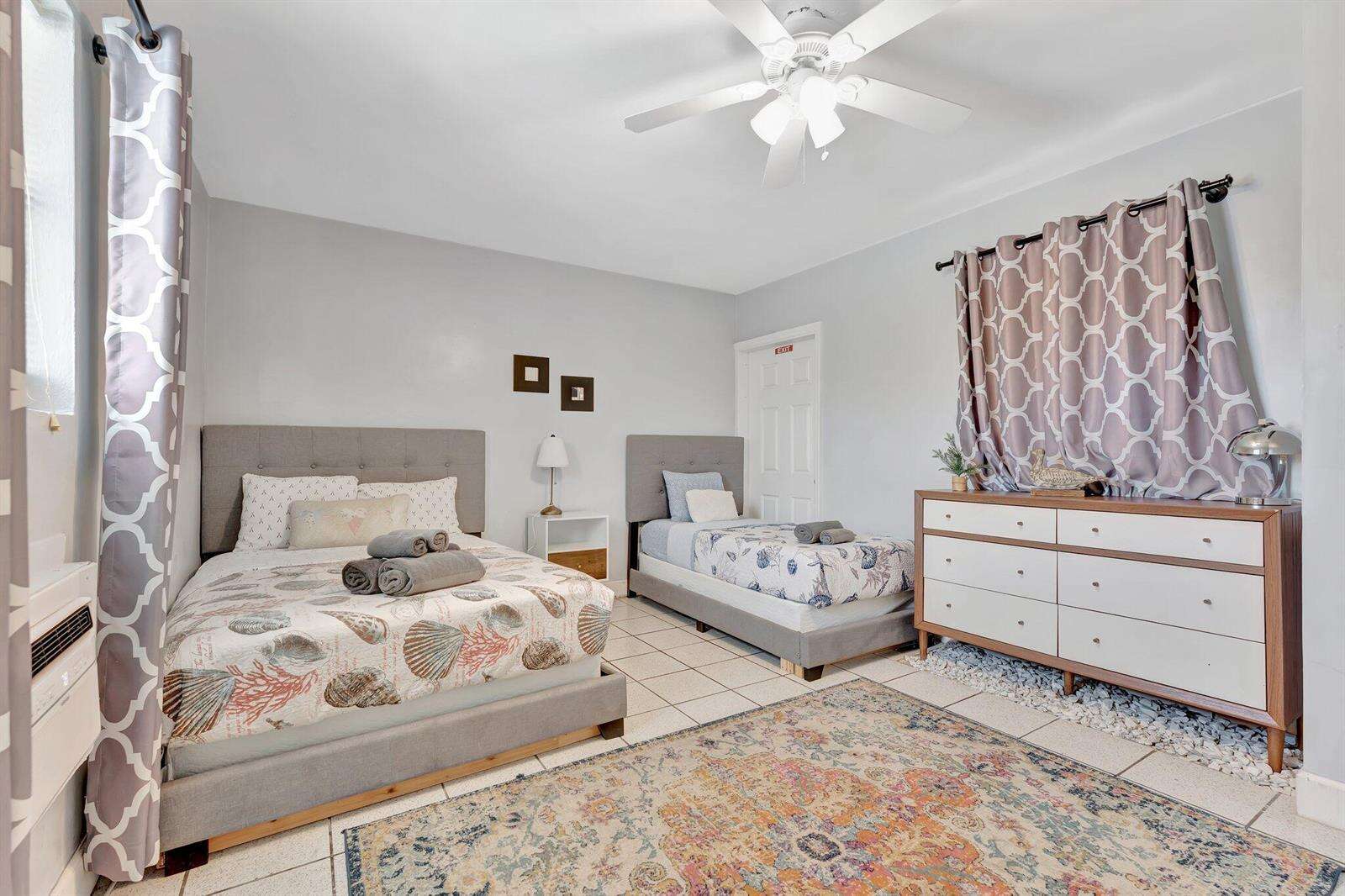 1246 Johnson, Hollywood, FL 33019 - For Sale photo 29