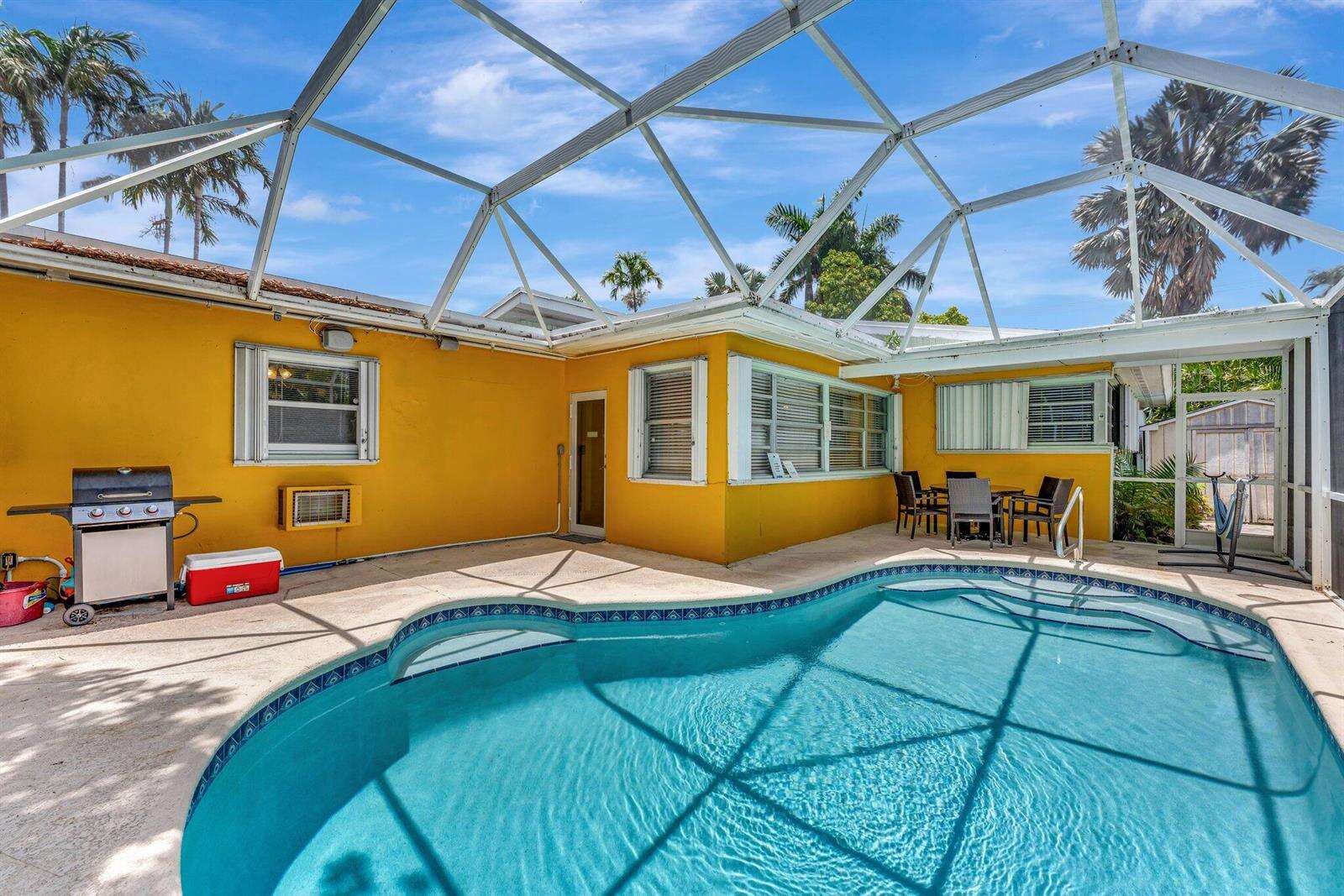 1246 Johnson, Hollywood, FL 33019 - For Sale photo 38