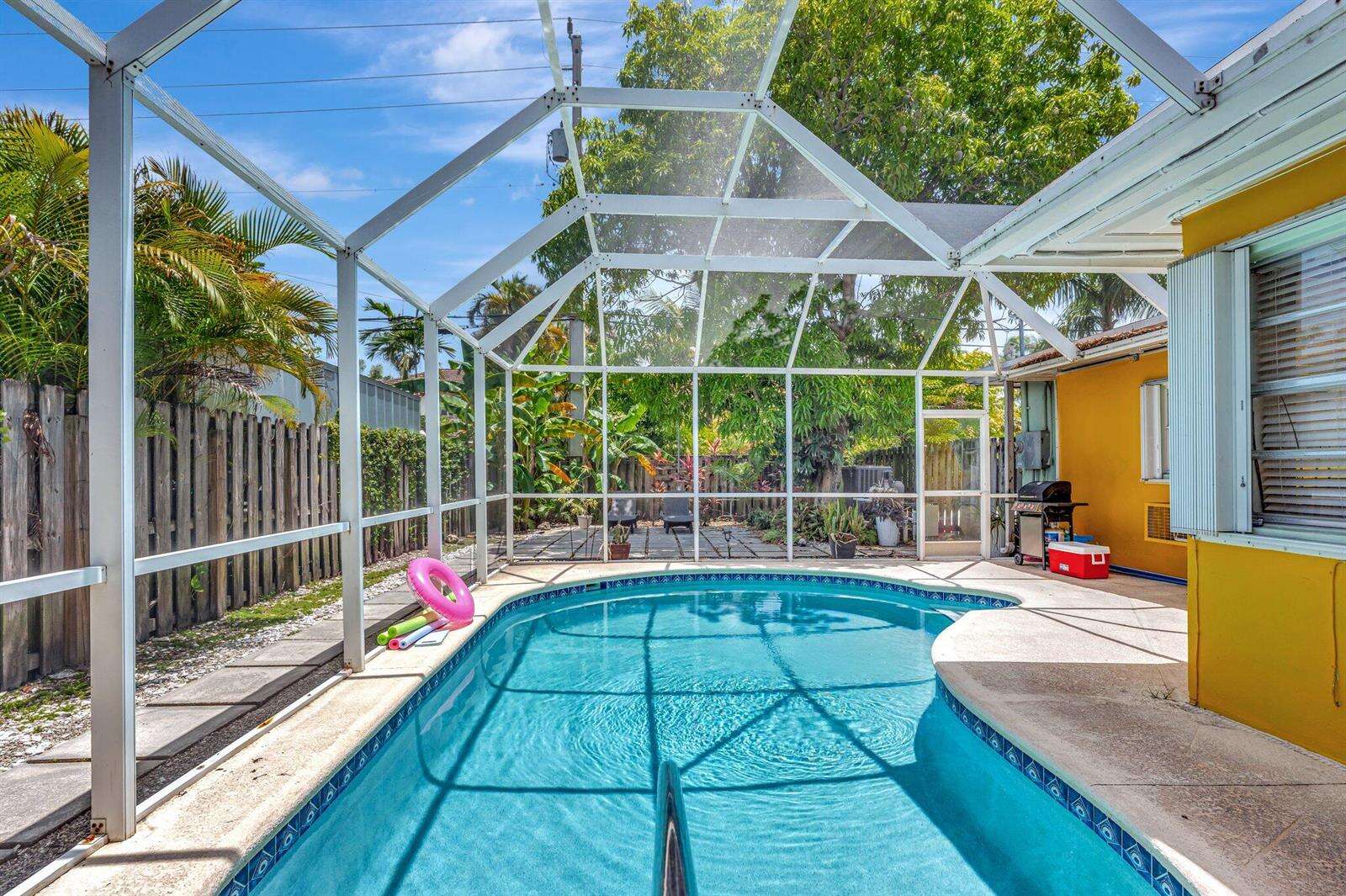 1246 Johnson, Hollywood, FL 33019 - For Sale photo 42