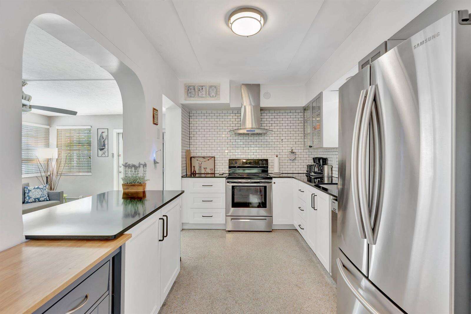 1246 Johnson, Hollywood, FL 33019 - For Sale photo 10