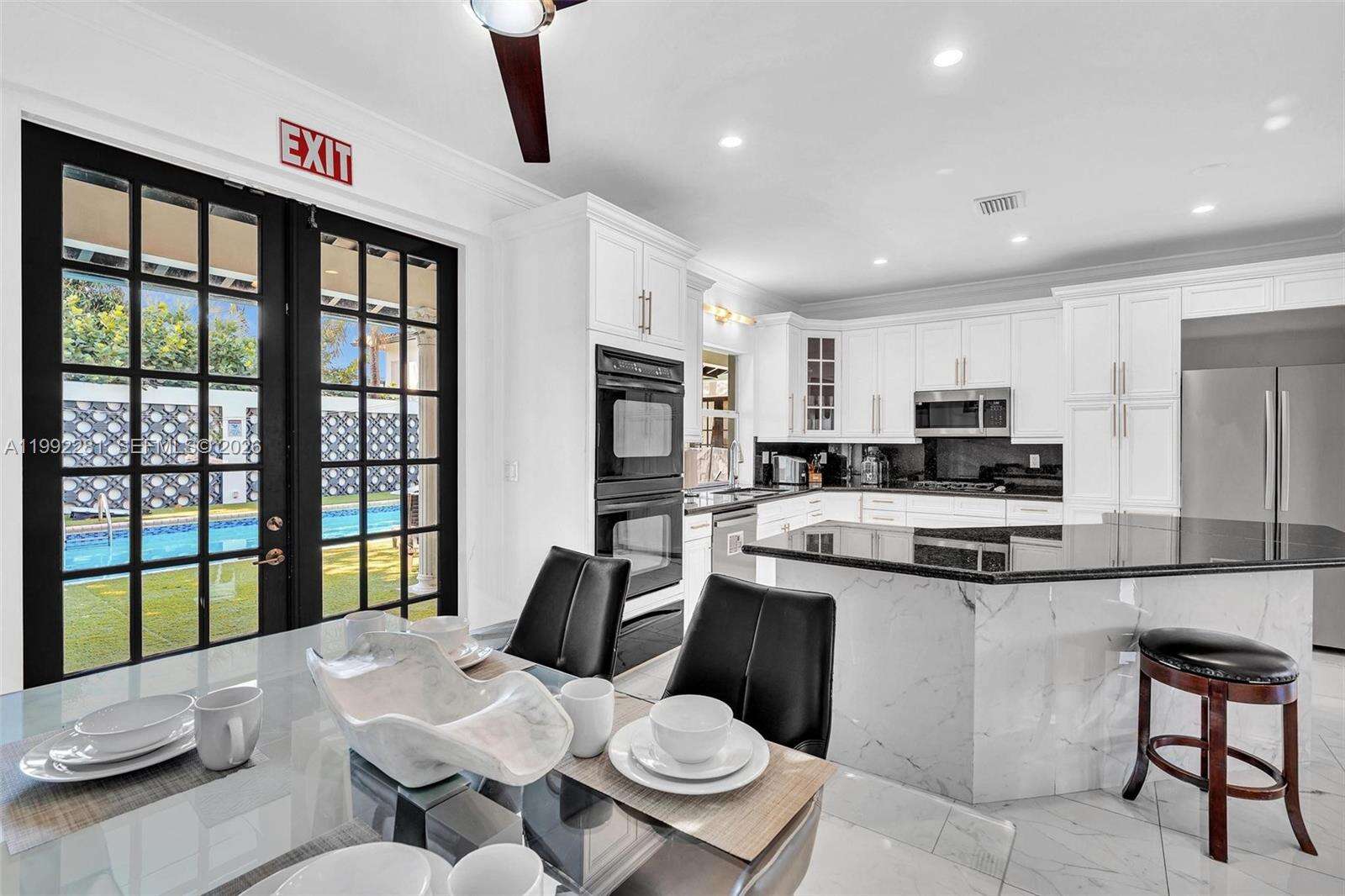 472 Sunset Dr, Hallandale Beach, FL 33009 | Picture 12