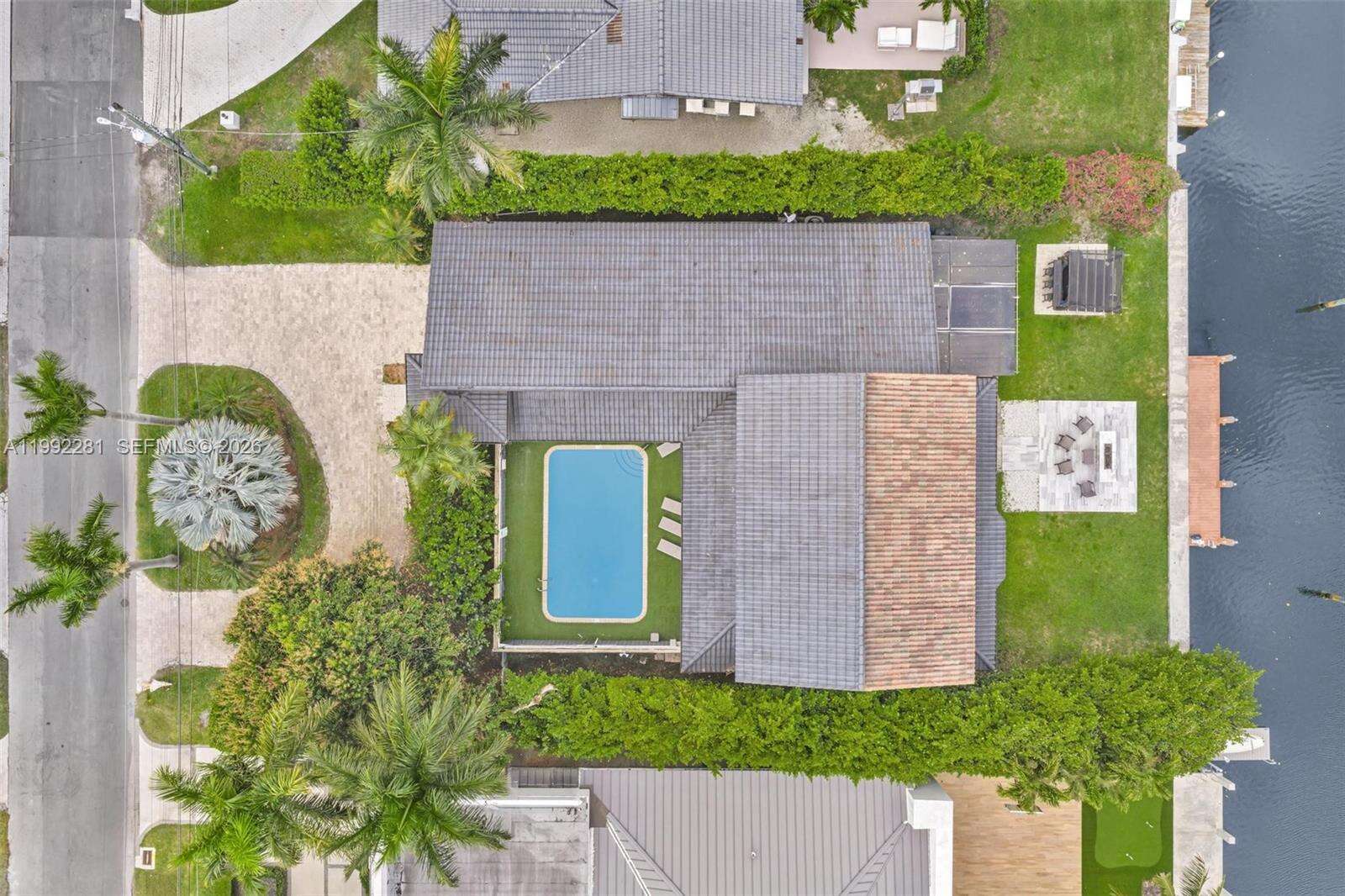 472 Sunset Dr, Hallandale Beach, FL 33009 | Picture 31