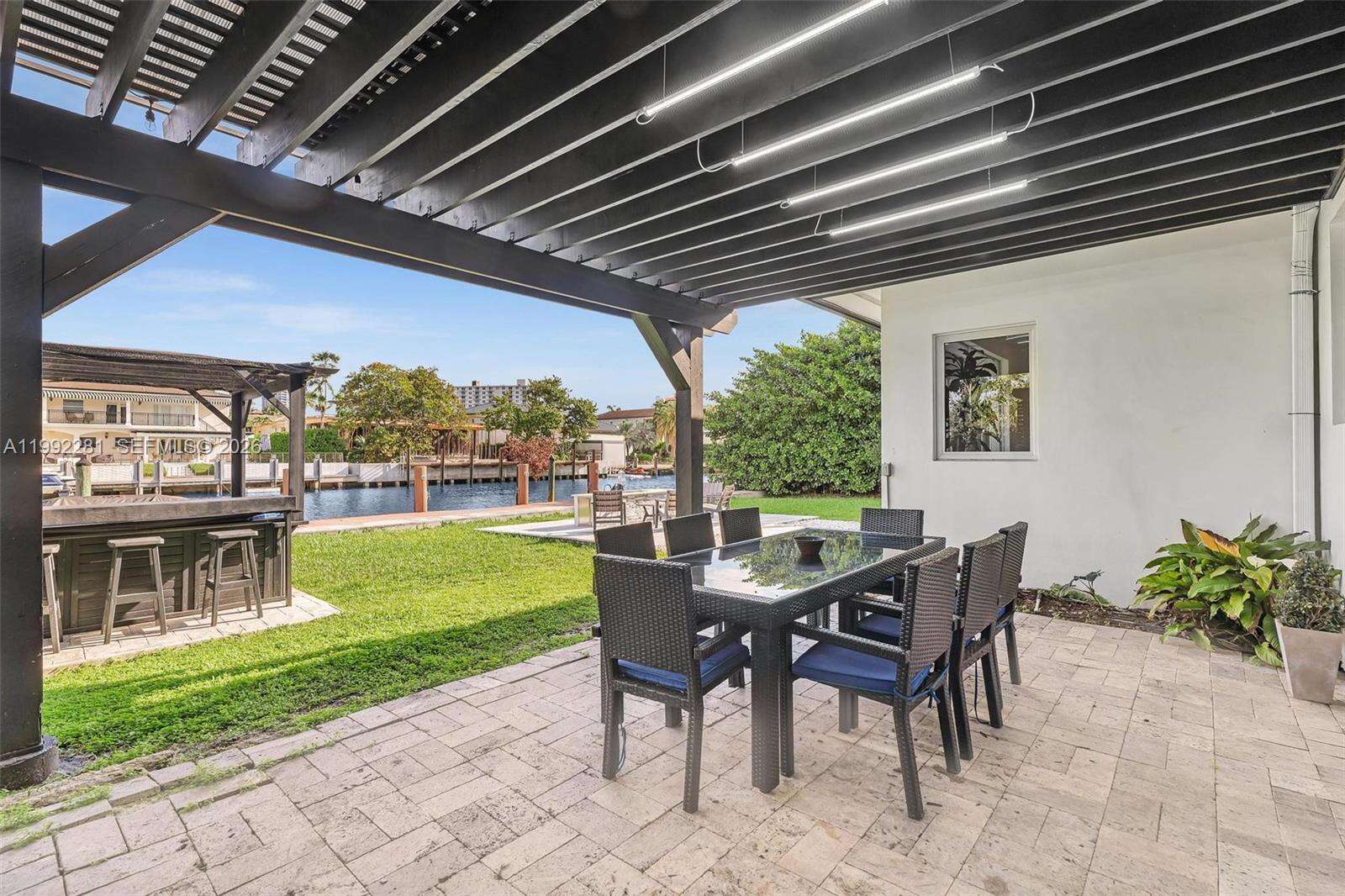 472 Sunset Dr, Hallandale Beach, FL 33009 | Picture 38