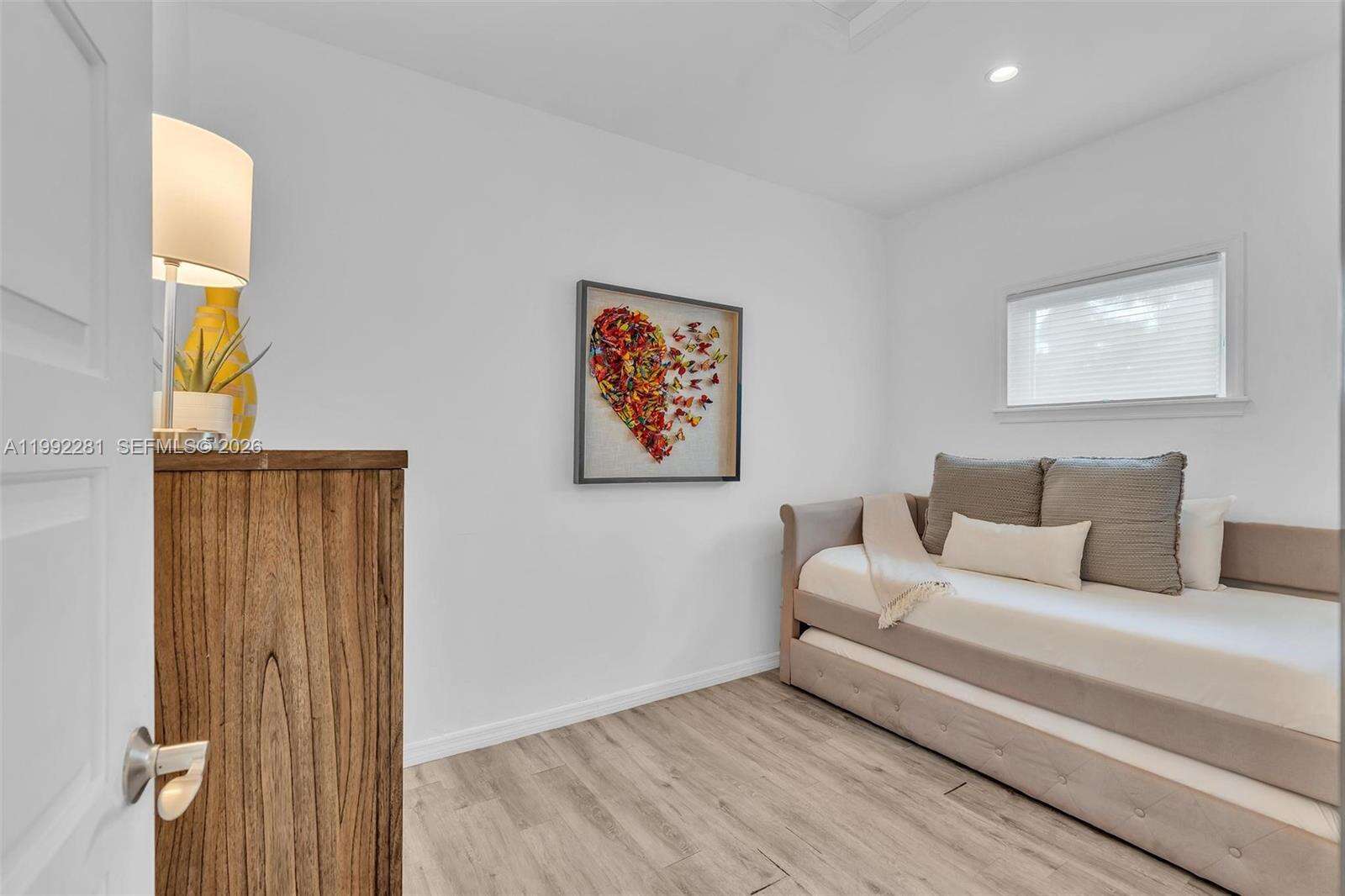 472 Sunset Dr, Hallandale Beach, FL 33009 | Picture 56