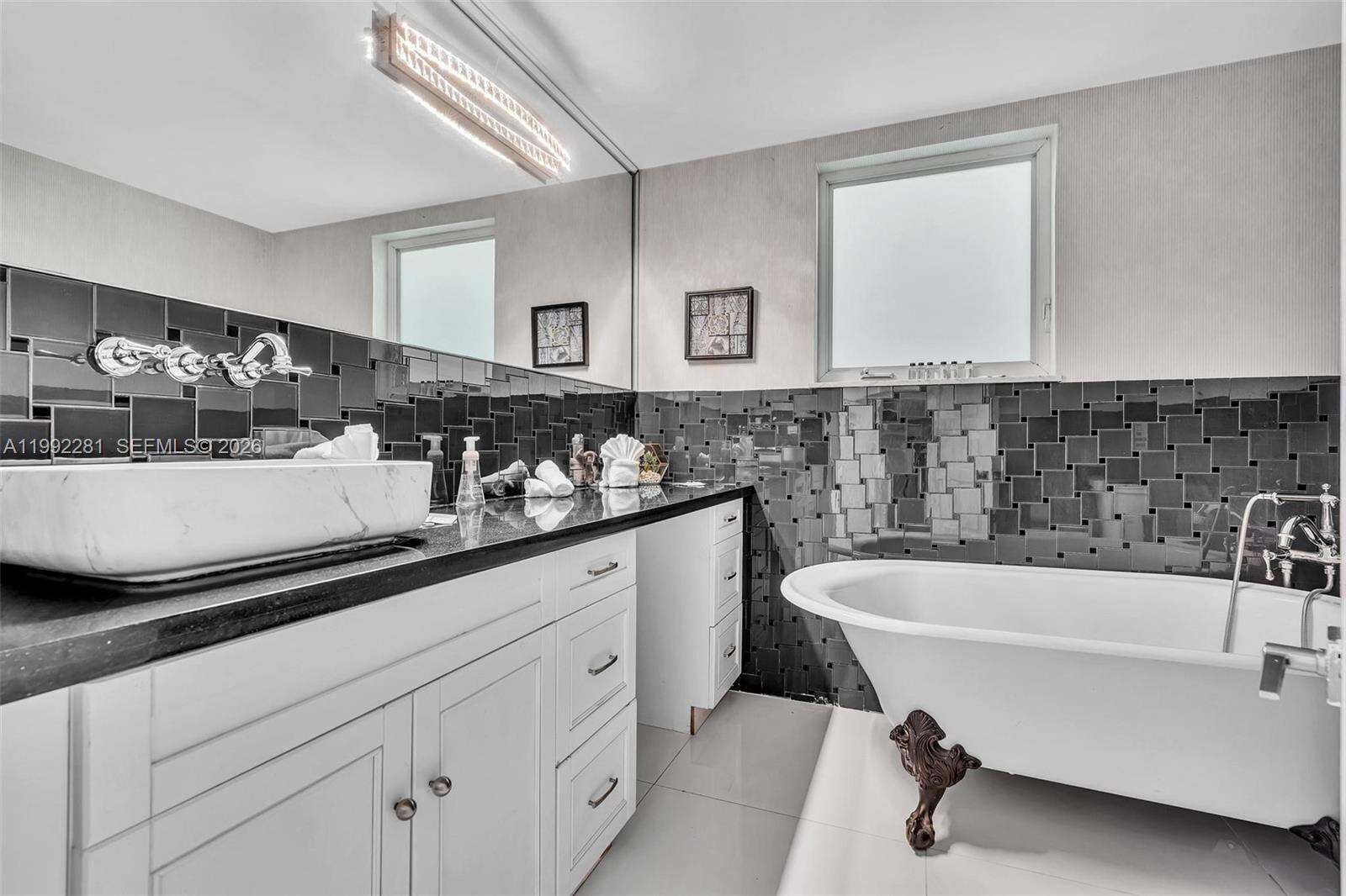 472 Sunset Dr, Hallandale Beach, FL 33009 | Picture 65