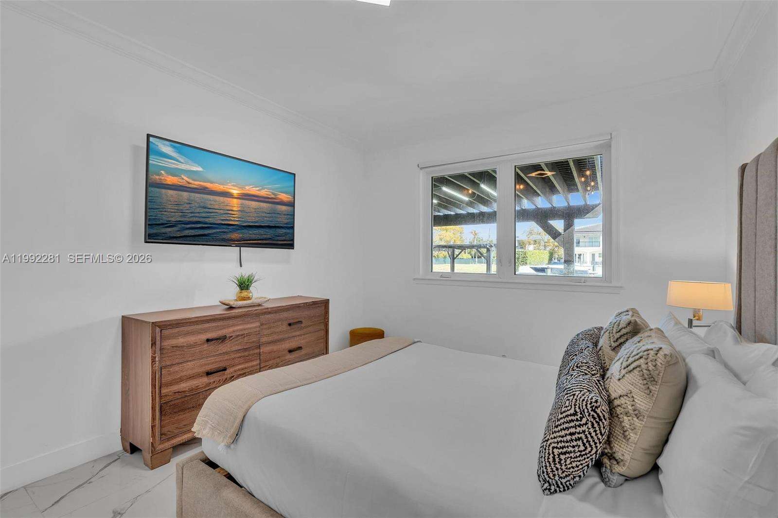 472 Sunset Dr, Hallandale Beach, FL 33009 | Picture 70