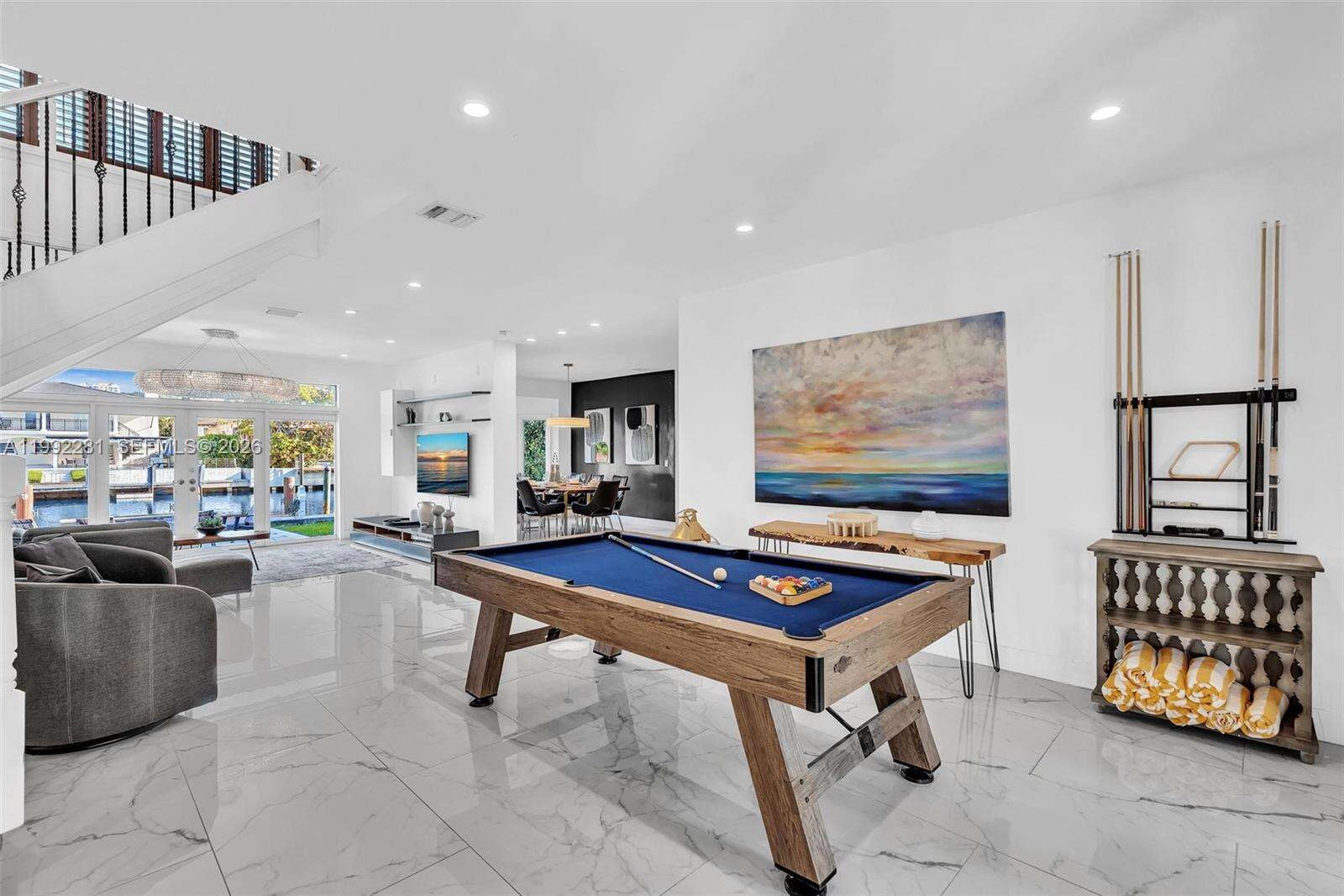 472 Sunset Dr, Hallandale Beach, FL 33009 | Picture 8