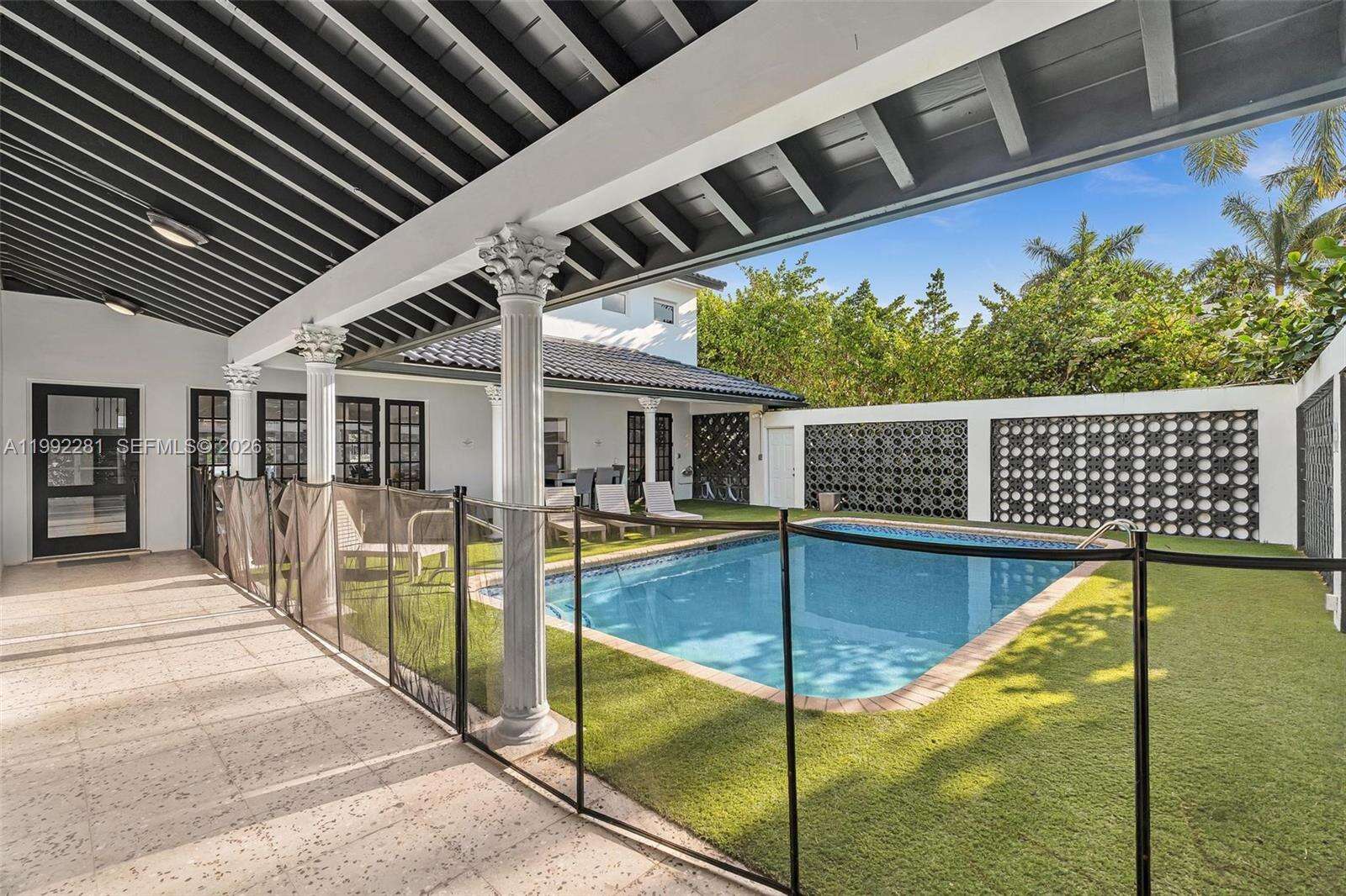 472 Sunset Dr, Hallandale Beach, FL 33009 | Picture 83