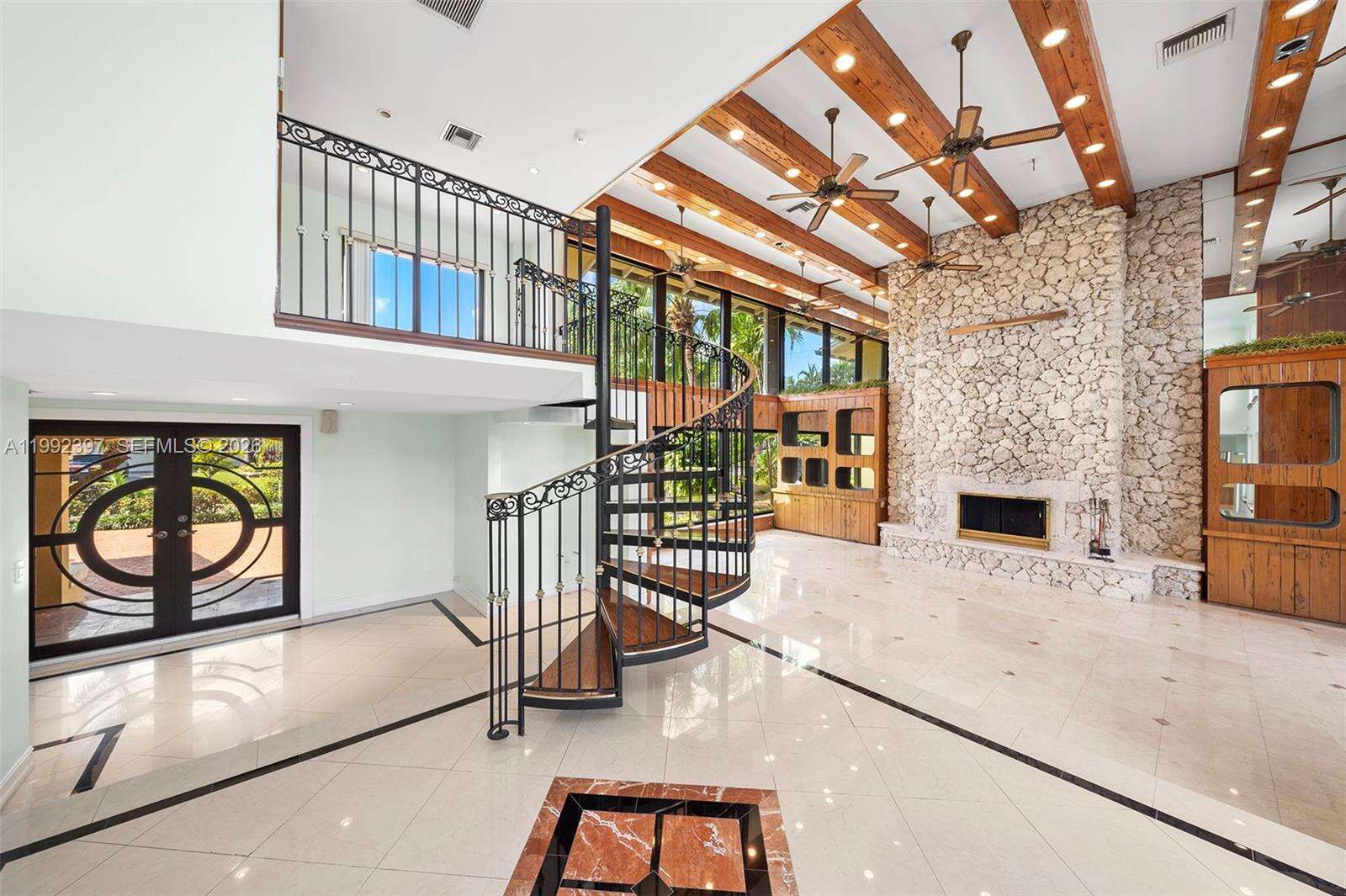 448 Poinciana Dr, Hallandale Beach, FL 33009 | Picture 18