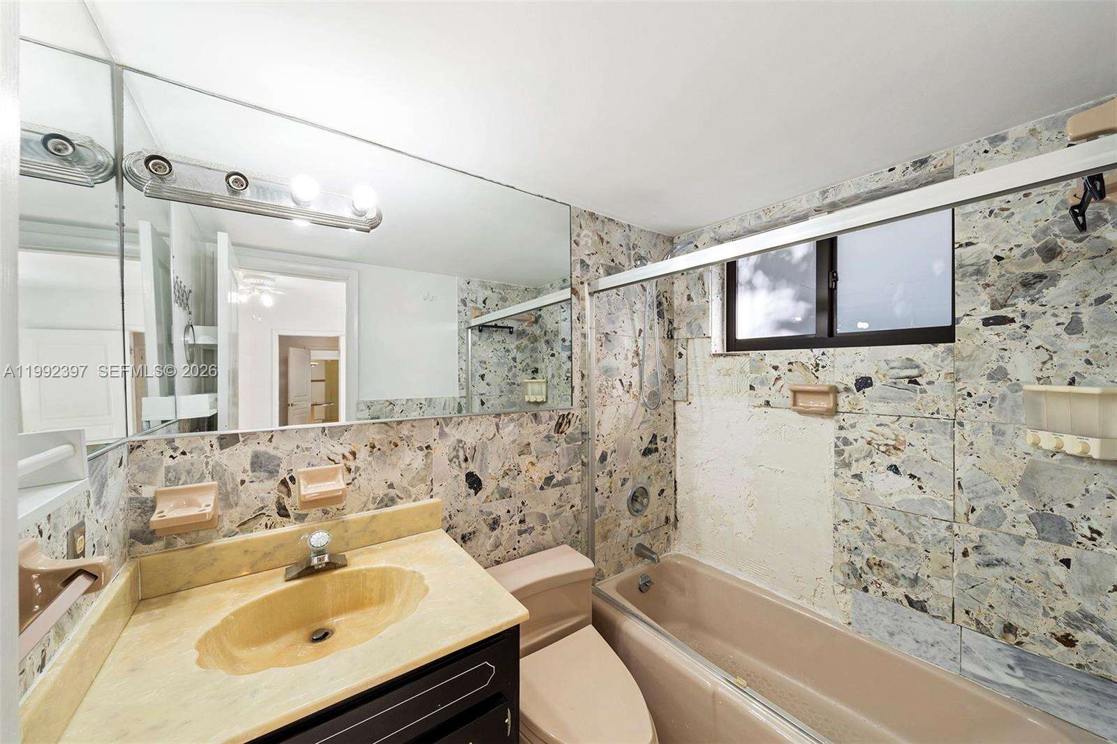 448 Poinciana Dr, Hallandale Beach, FL 33009 | Picture 38