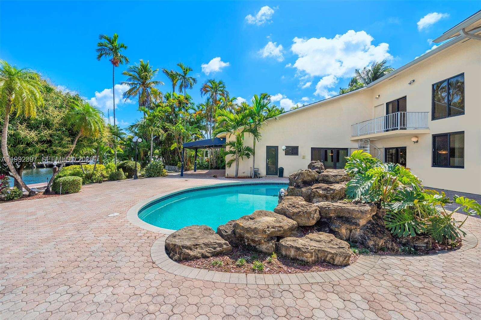 448 Poinciana Dr, Hallandale Beach, FL 33009 | Picture 47