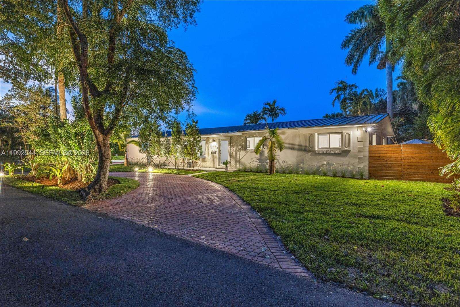 615 115th St, Biscayne Park, FL 33161 - For Sale photo 1
