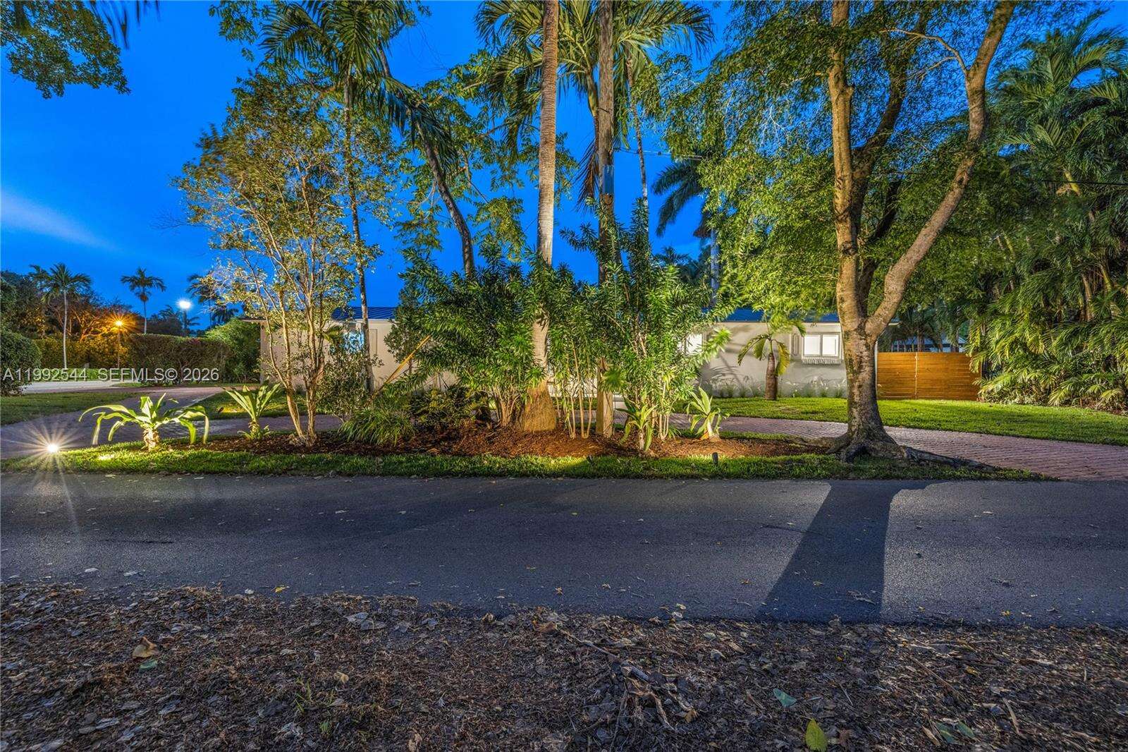 615 115th St, Biscayne Park, FL 33161 - For Sale photo 19