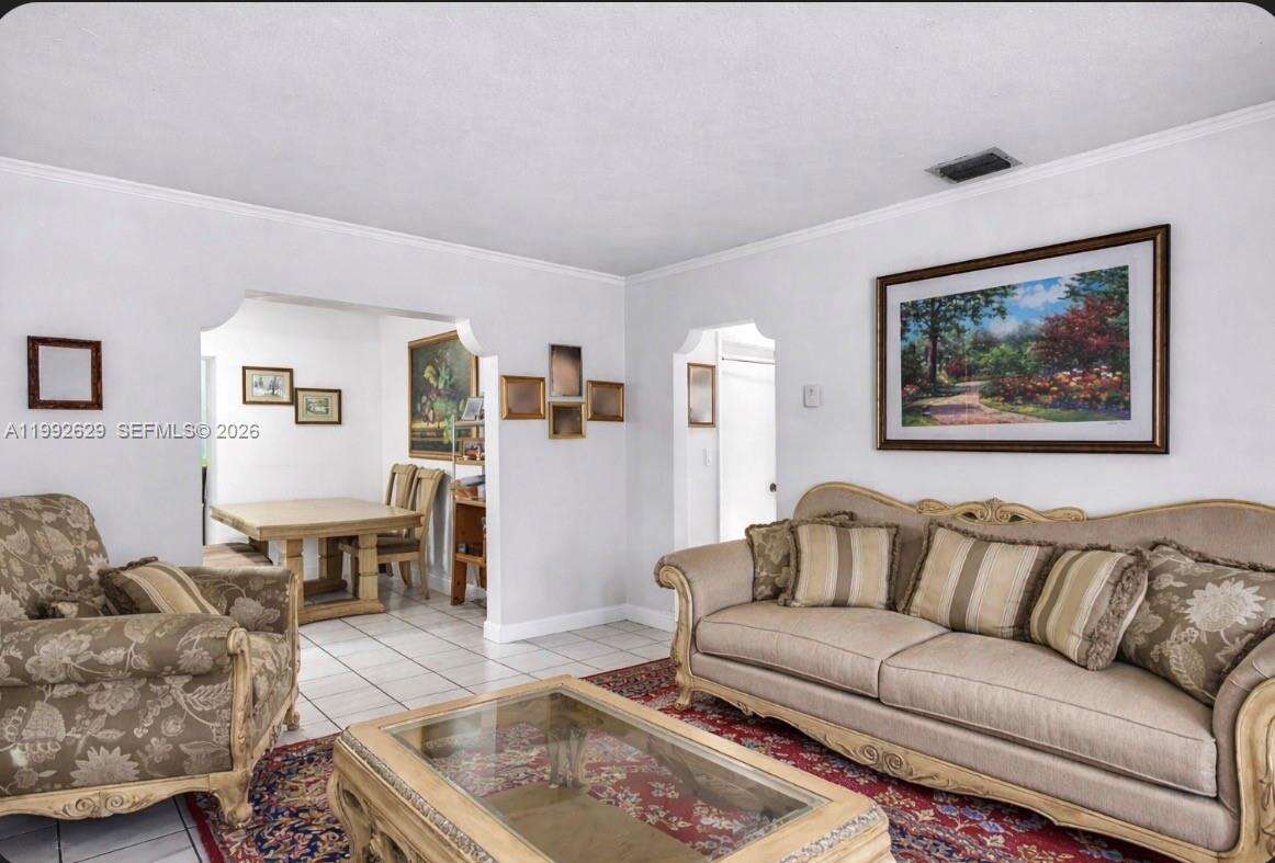 2145 26 St, Miami, FL 33133 | Picture 4