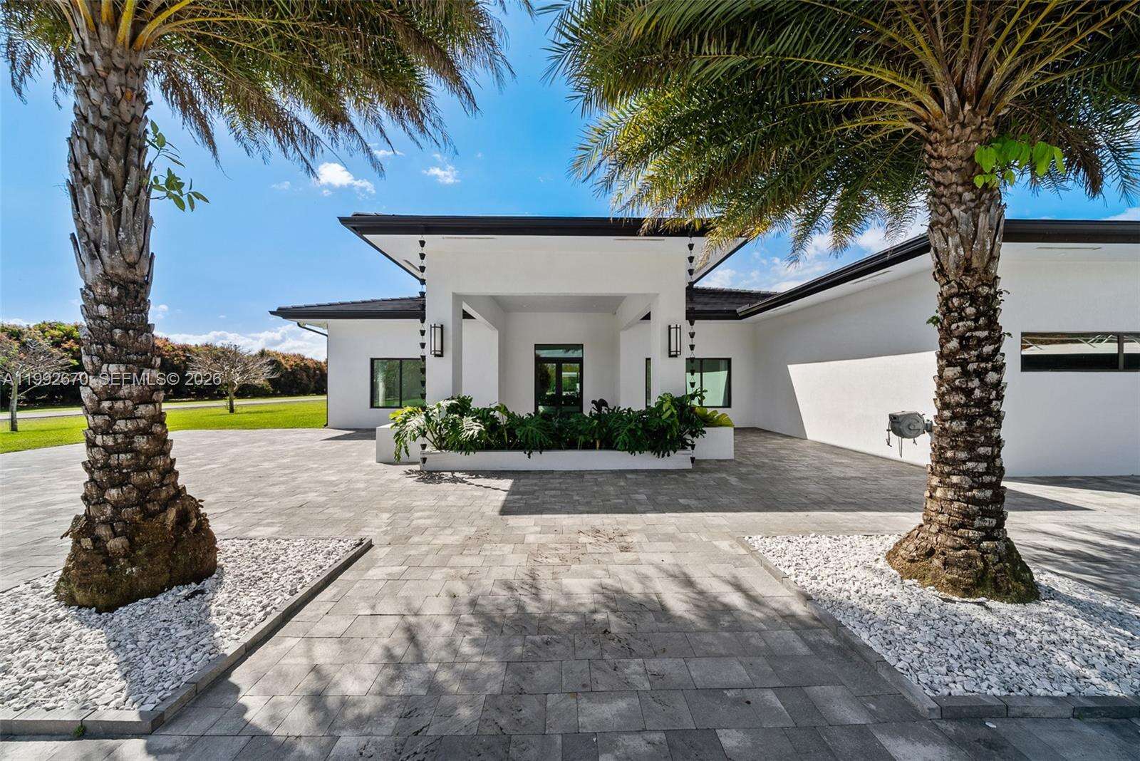 17950 192nd St, Miami, FL 33187 | Picture 2