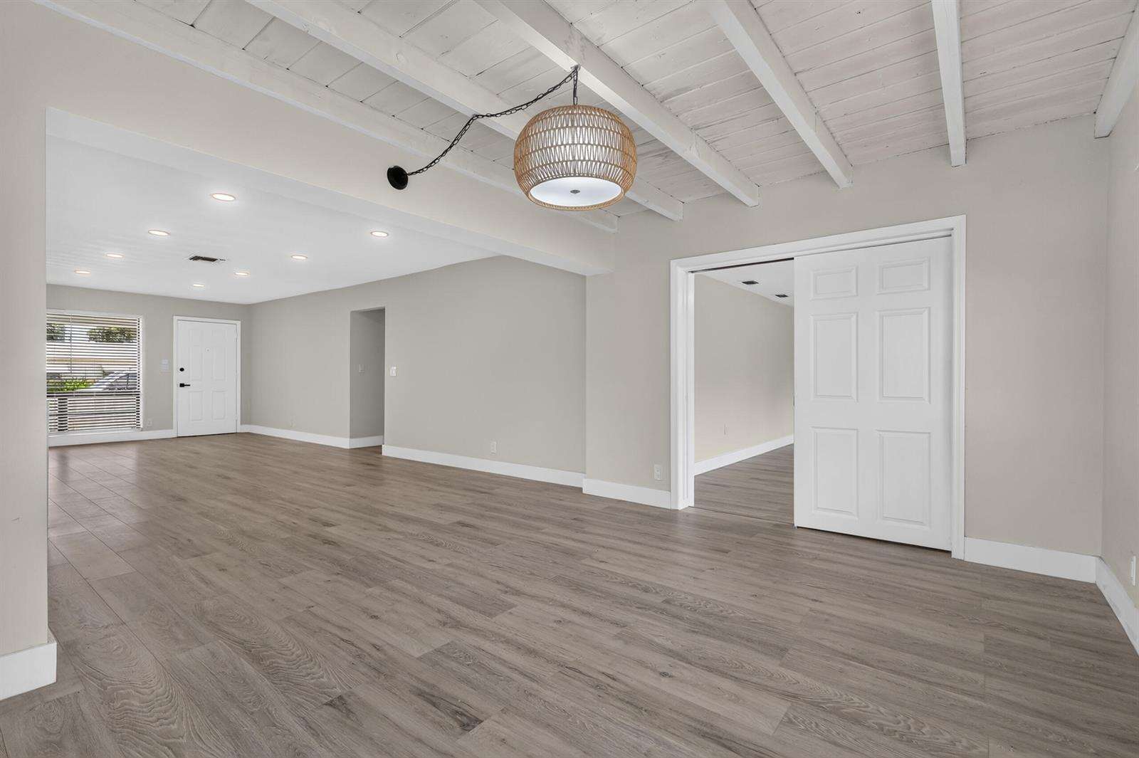 614 32nd, Hollywood, FL 33021 - For Sale photo 9