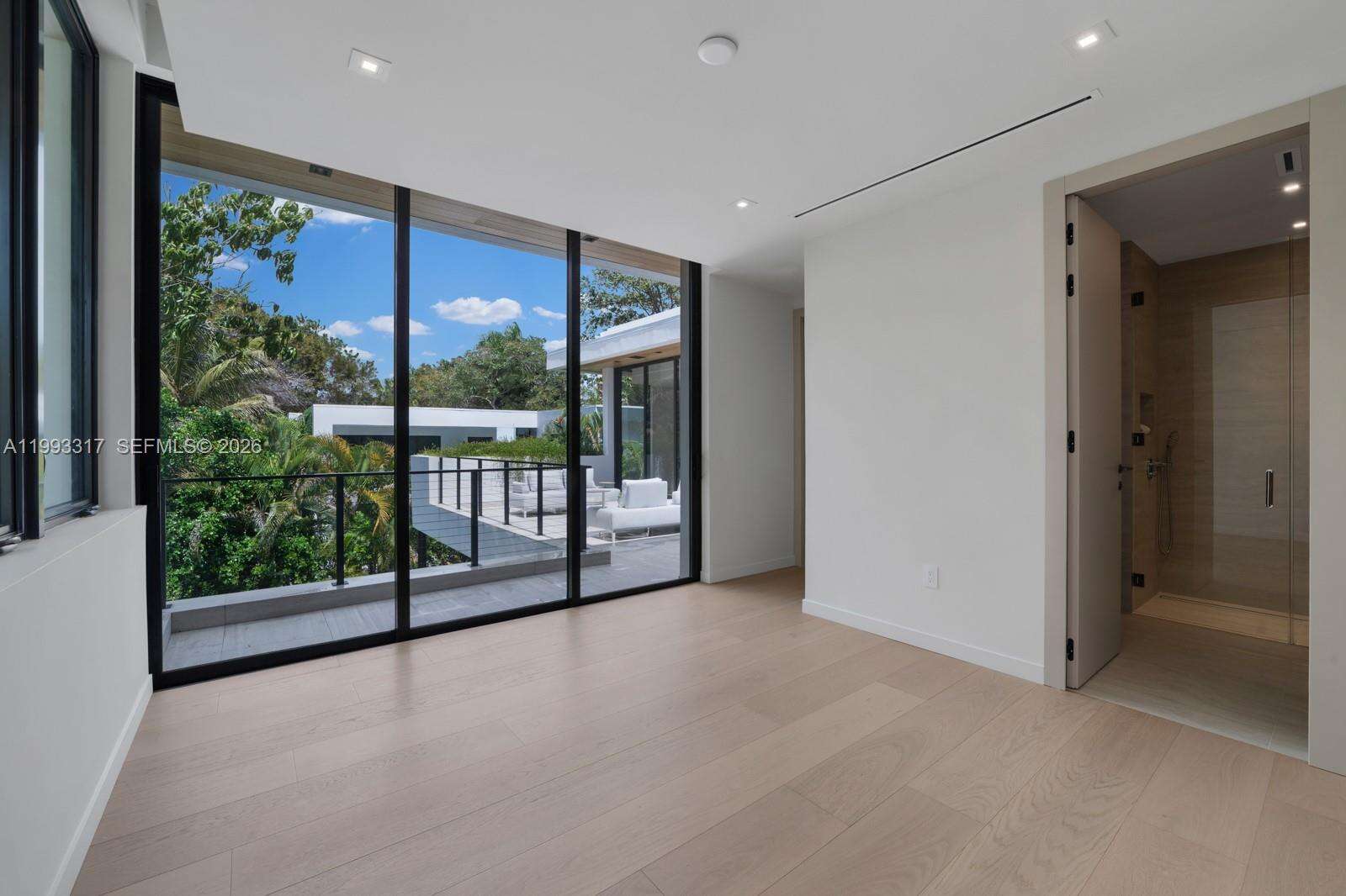 4095 Hardie Ave, Miami, FL 33133 | Picture 34