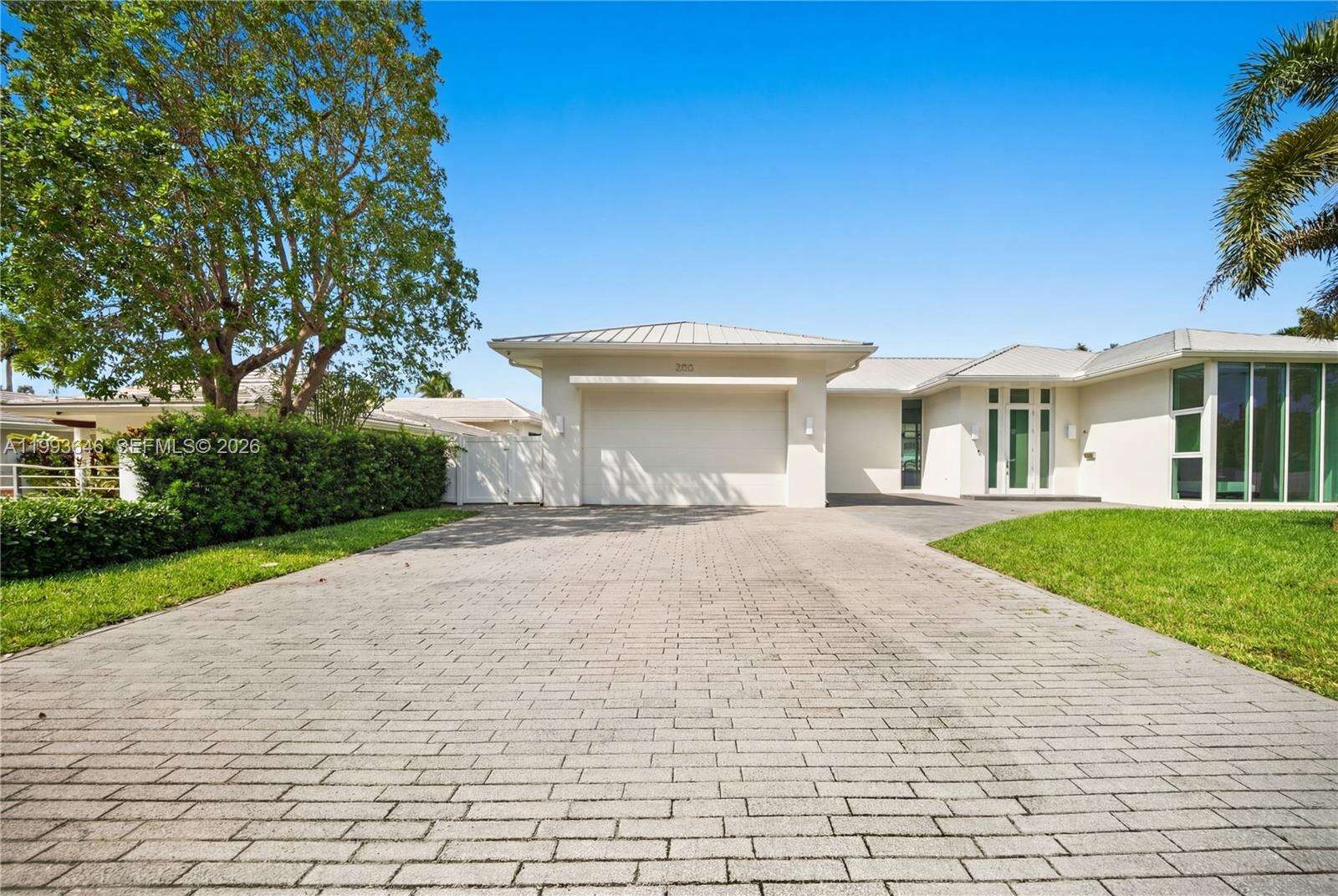 2815 26th Pl, Fort Lauderdale, FL 33306 - For Sale photo 2