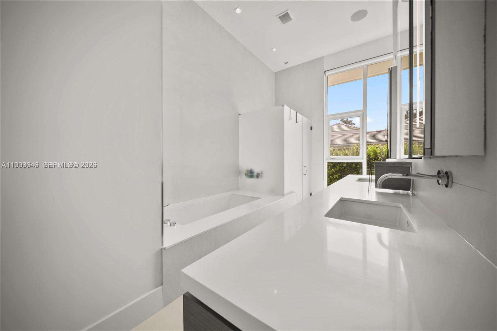 2815 26th Pl, Fort Lauderdale, FL 33306 - For Sale photo 48