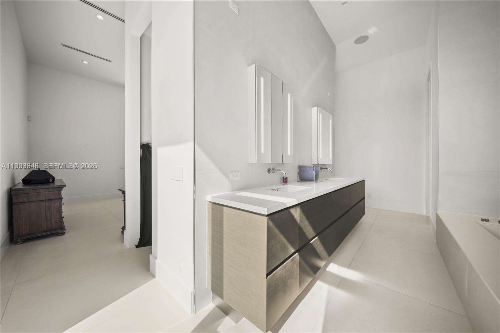 2815 26th Pl, Fort Lauderdale, FL 33306 - For Sale photo 50