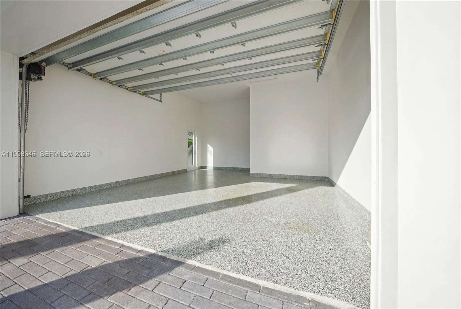 2815 26th Pl, Fort Lauderdale, FL 33306 - For Sale photo 6