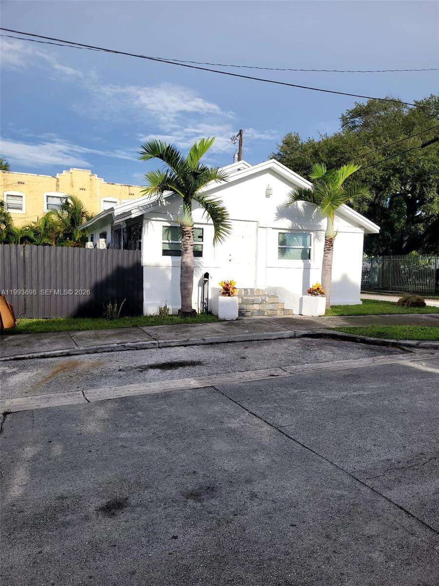 5720 Miami Pl, Miami, FL 33137 | Picture 1