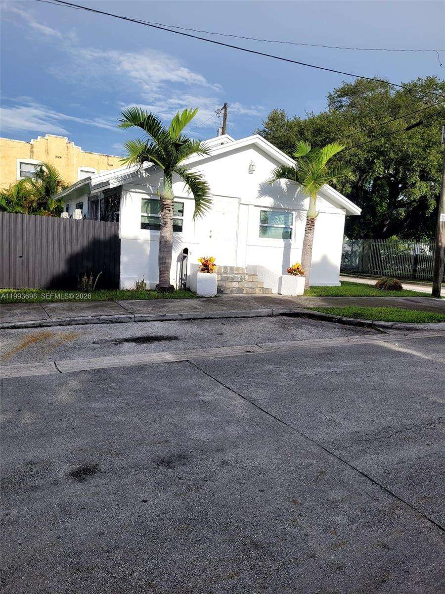 5720 Miami Pl, Miami, FL 33137 | Picture 3