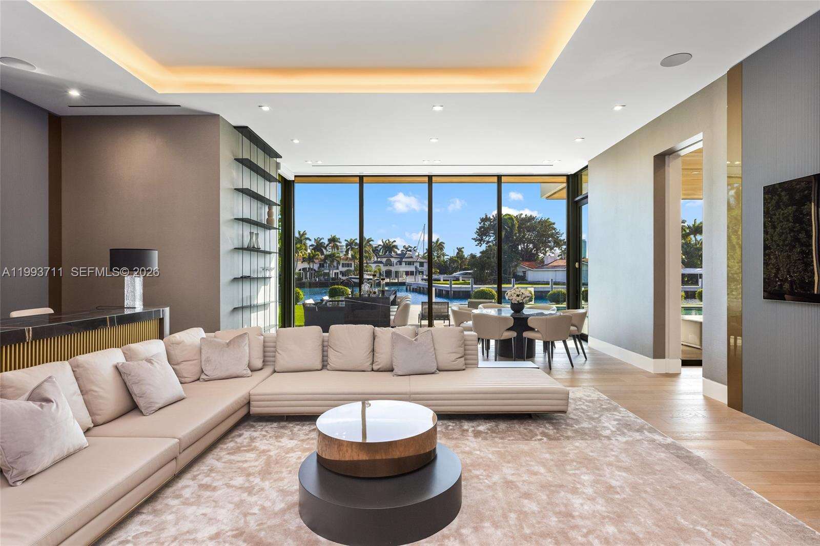 2560 Del Lago Dr, Fort Lauderdale, FL 33316 | Picture 18