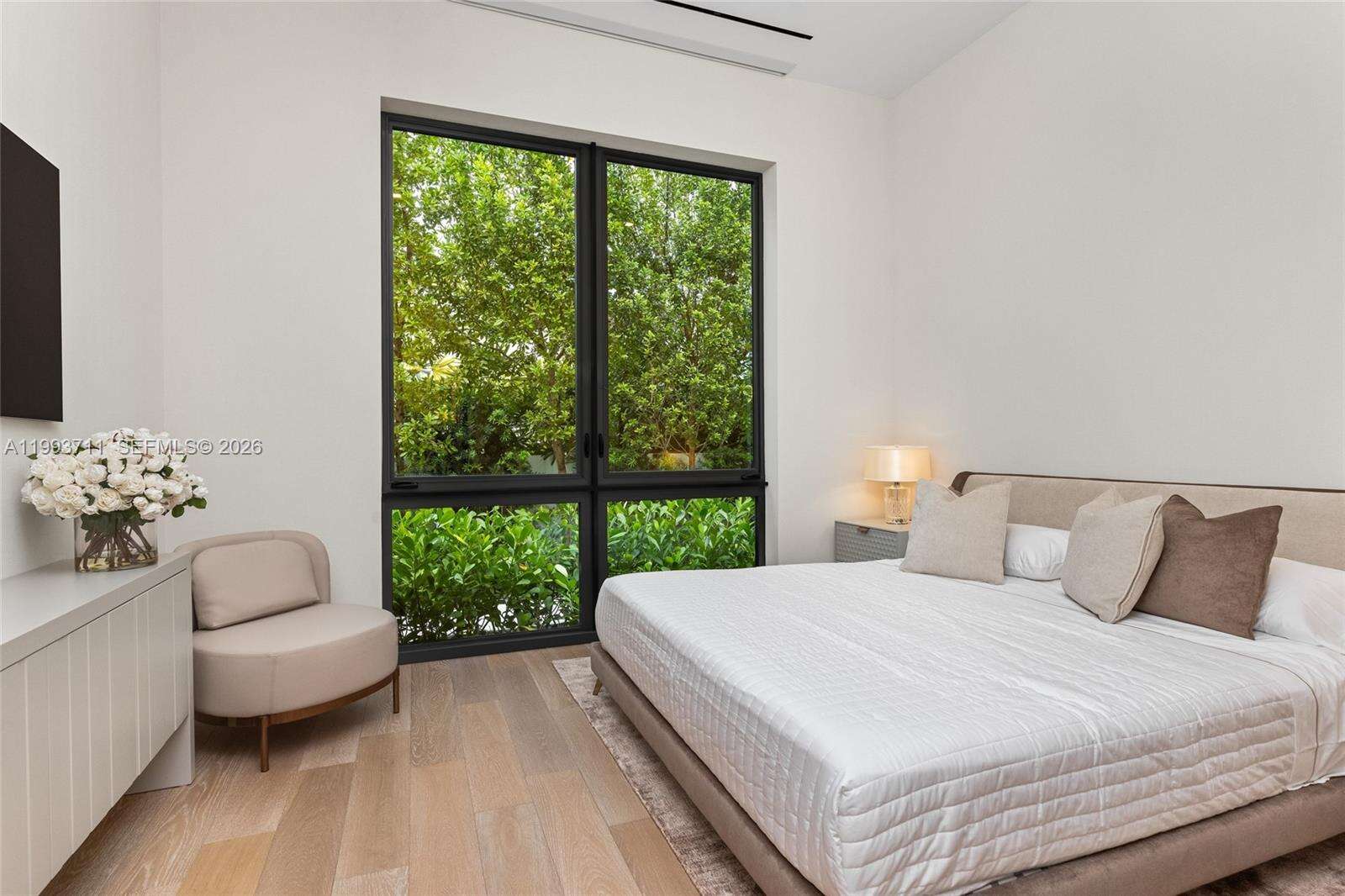 2560 Del Lago Dr, Fort Lauderdale, FL 33316 | Picture 31