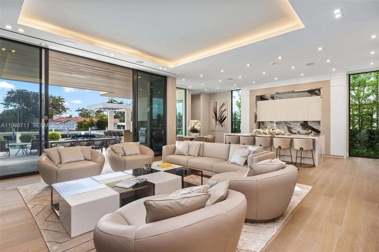 2560 Del Lago Dr, Fort Lauderdale, FL 33316 | Picture 7