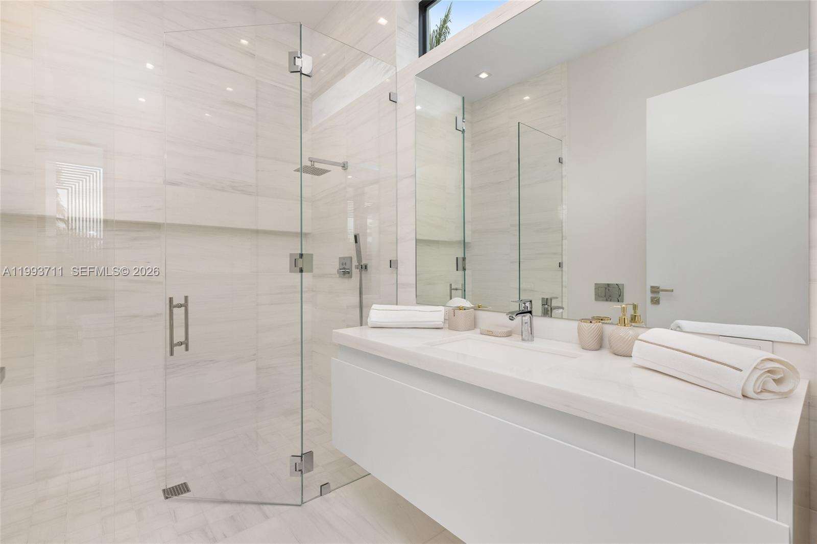 2560 Del Lago Dr, Fort Lauderdale, FL 33316 | Picture 62