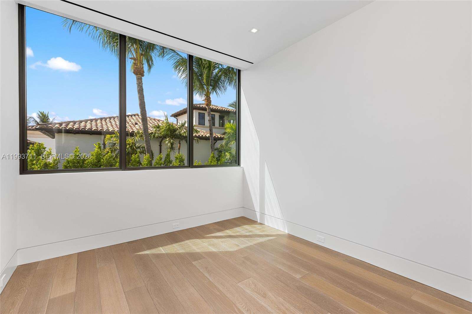 2560 Del Lago Dr, Fort Lauderdale, FL 33316 | Picture 67