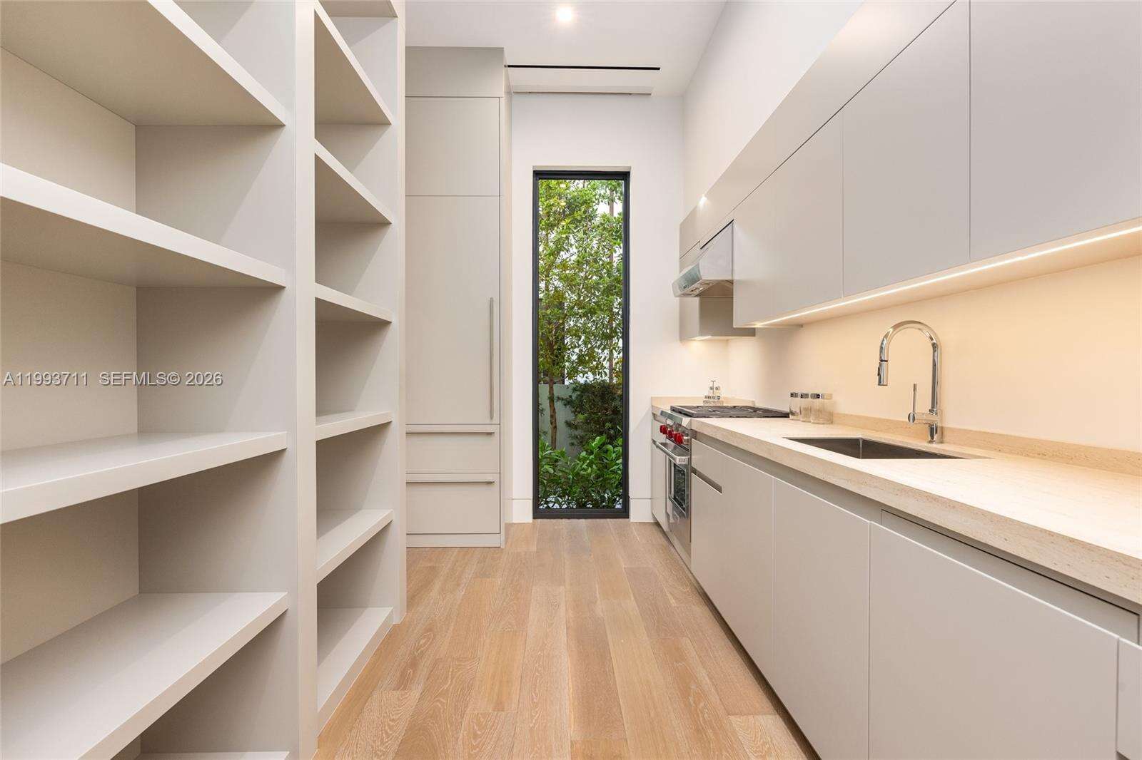 2560 Del Lago Dr, Fort Lauderdale, FL 33316 | Picture 69