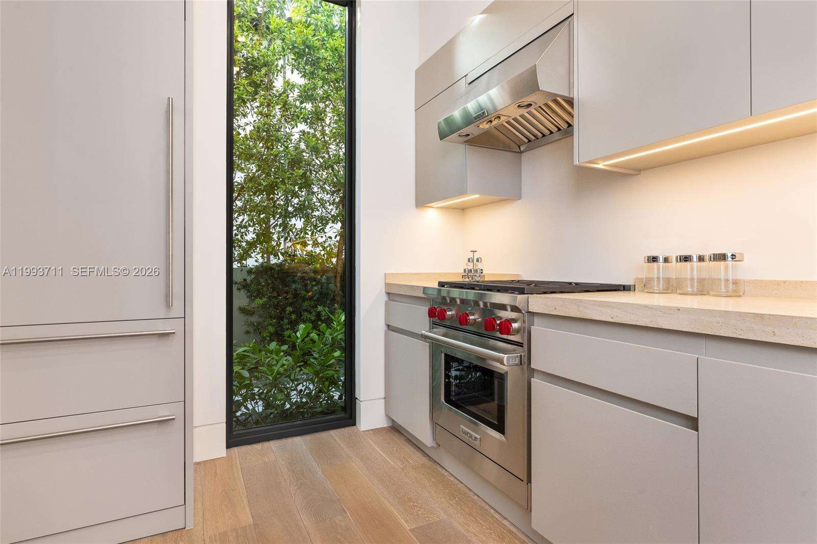 2560 Del Lago Dr, Fort Lauderdale, FL 33316 | Picture 70