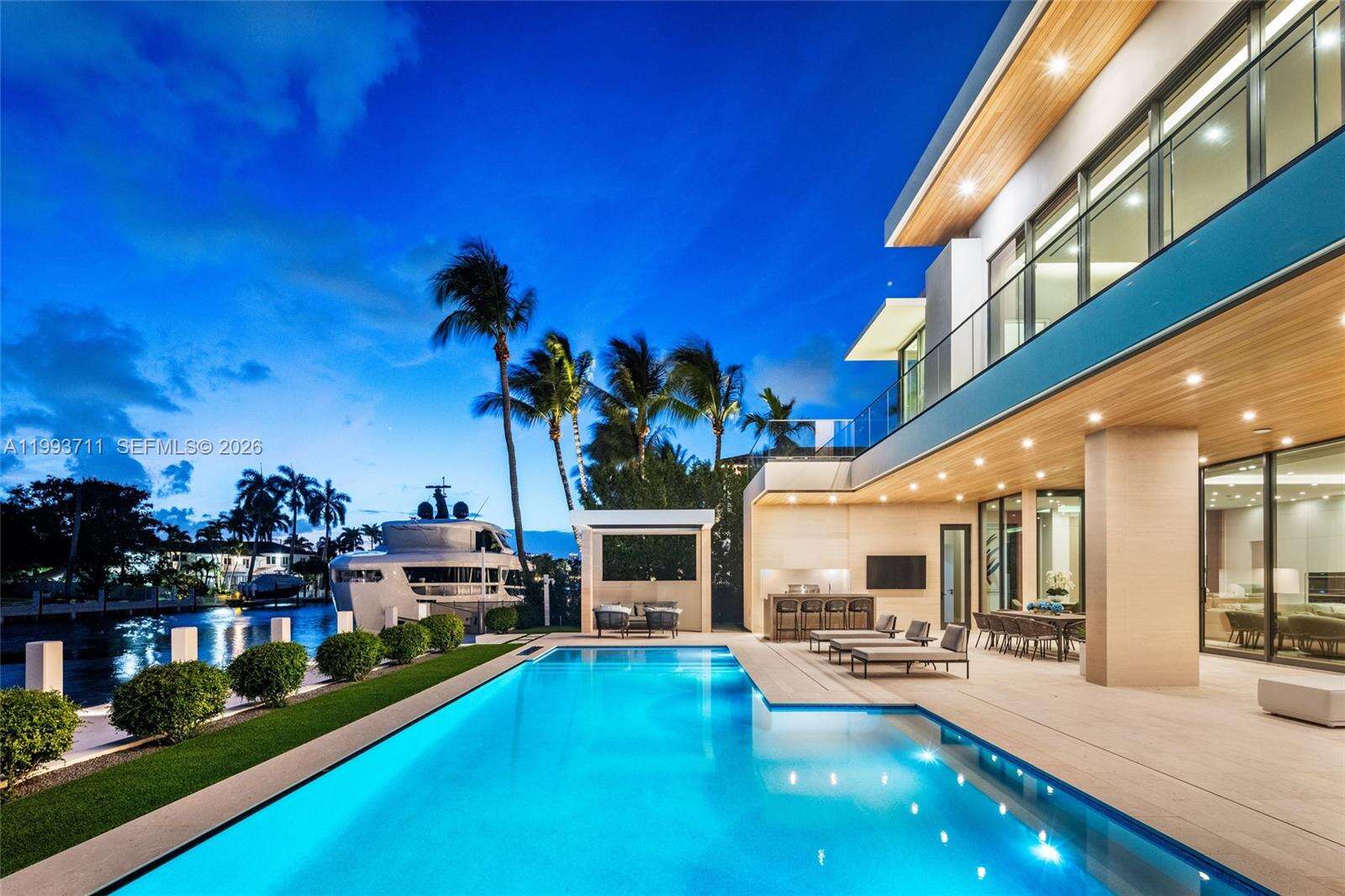 2560 Del Lago Dr, Fort Lauderdale, FL 33316 | Picture 75