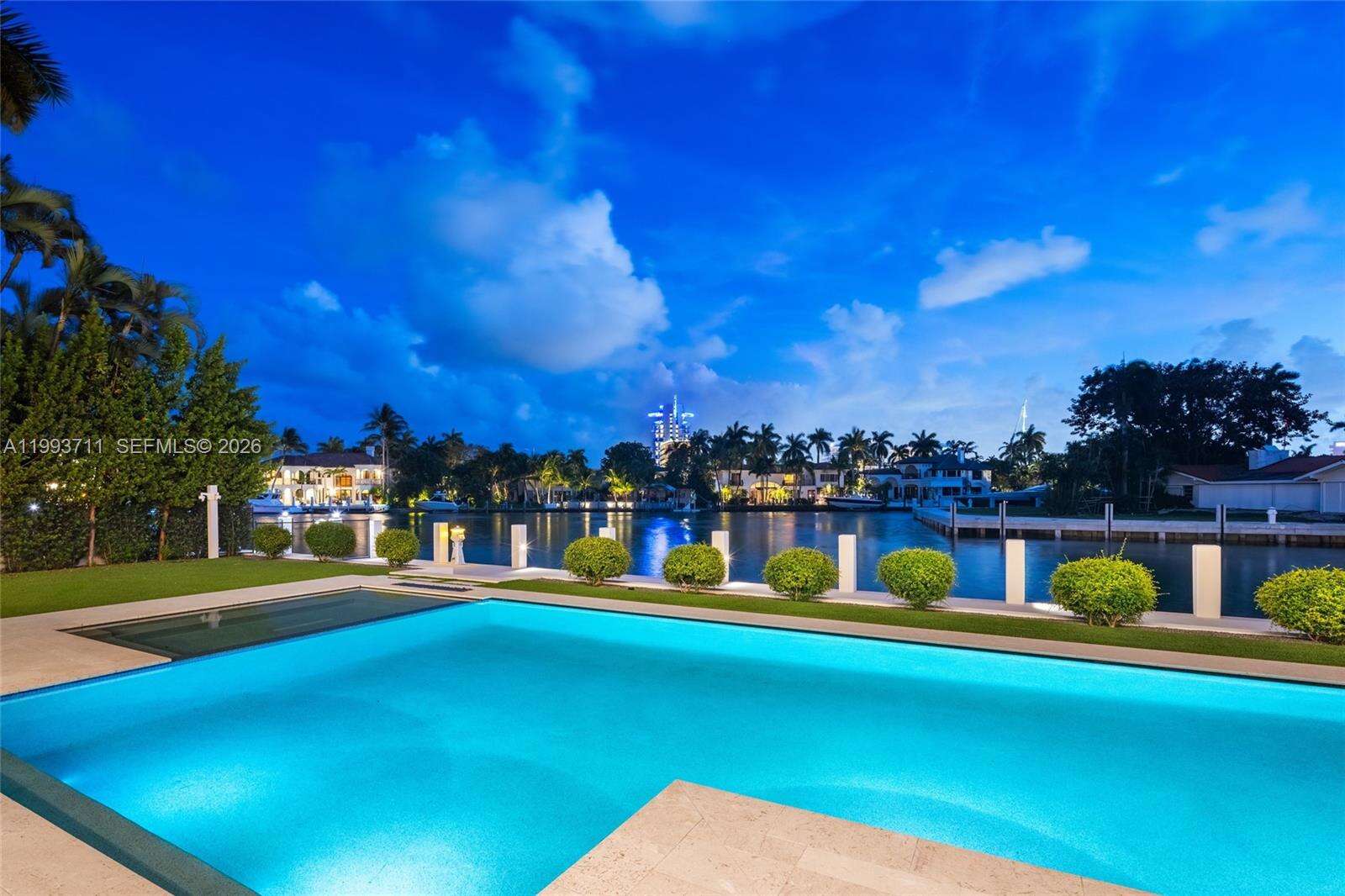 2560 Del Lago Dr, Fort Lauderdale, FL 33316 | Picture 76