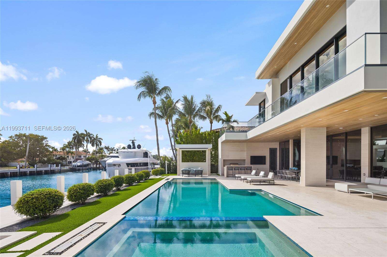 2560 Del Lago Dr, Fort Lauderdale, FL 33316 | Picture 81