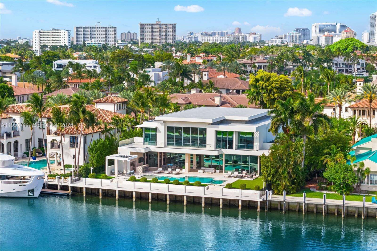 2560 Del Lago Dr, Fort Lauderdale, FL 33316 | Picture 88