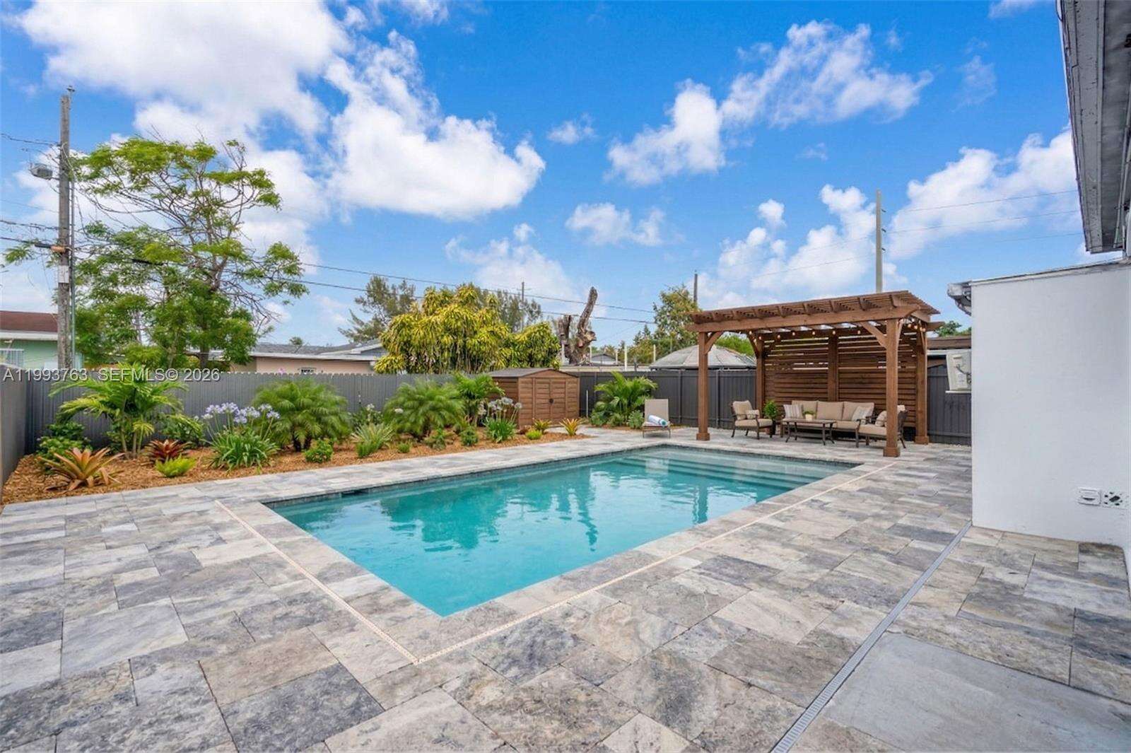 667 20th St, Hialeah, FL 33013 | Picture 38