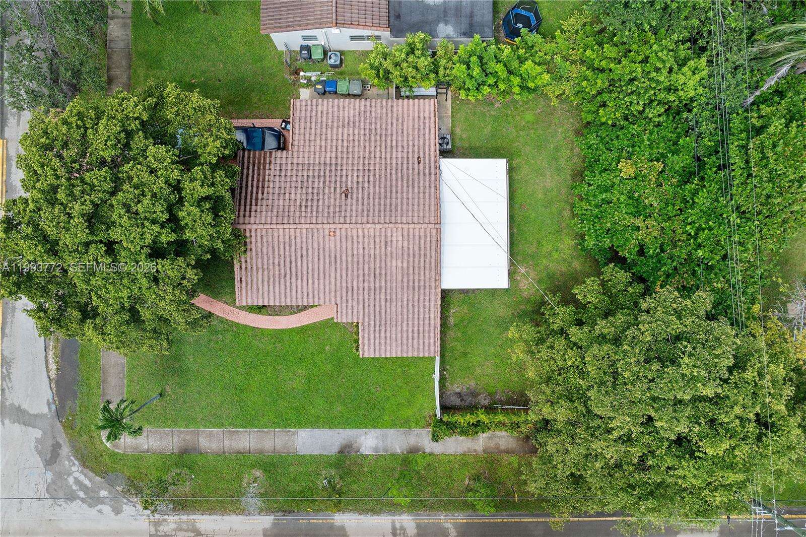 925 4th St, Hallandale Beach, FL 33009 | Picture 23