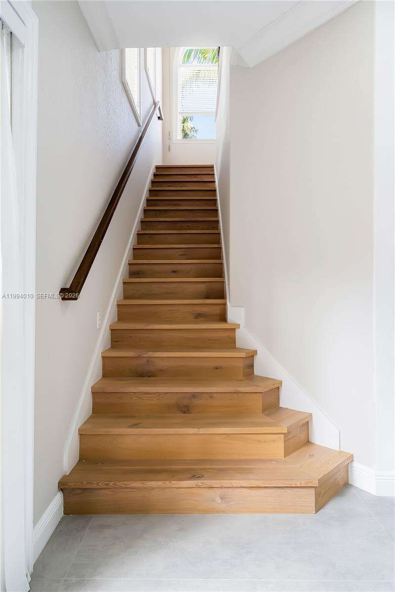 920 Captiva Dr, Hollywood, FL 33019 | Picture 27