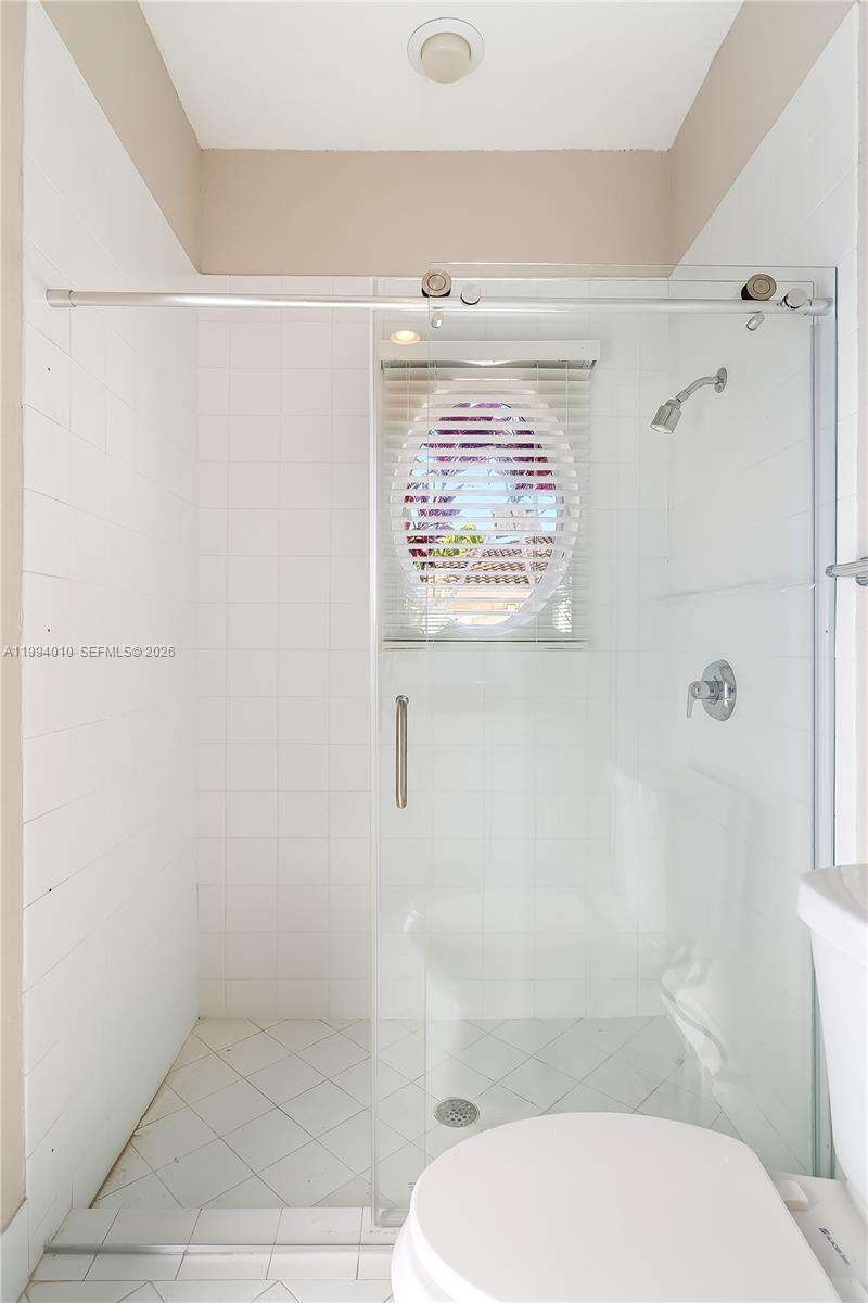 920 Captiva Dr, Hollywood, FL 33019 | Picture 36