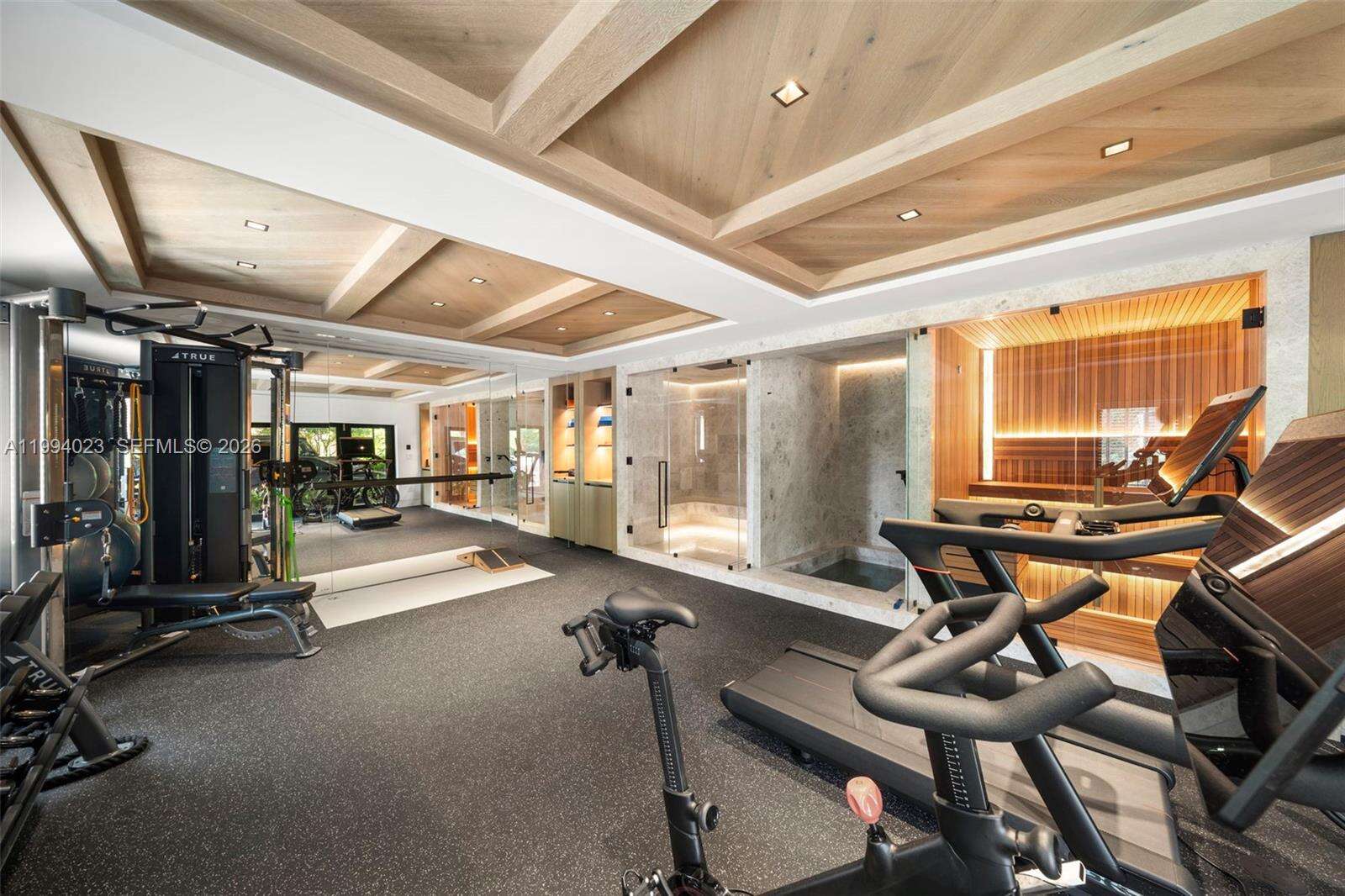 3681 Flamingo Dr, Miami Beach, FL 33140 | Picture 15